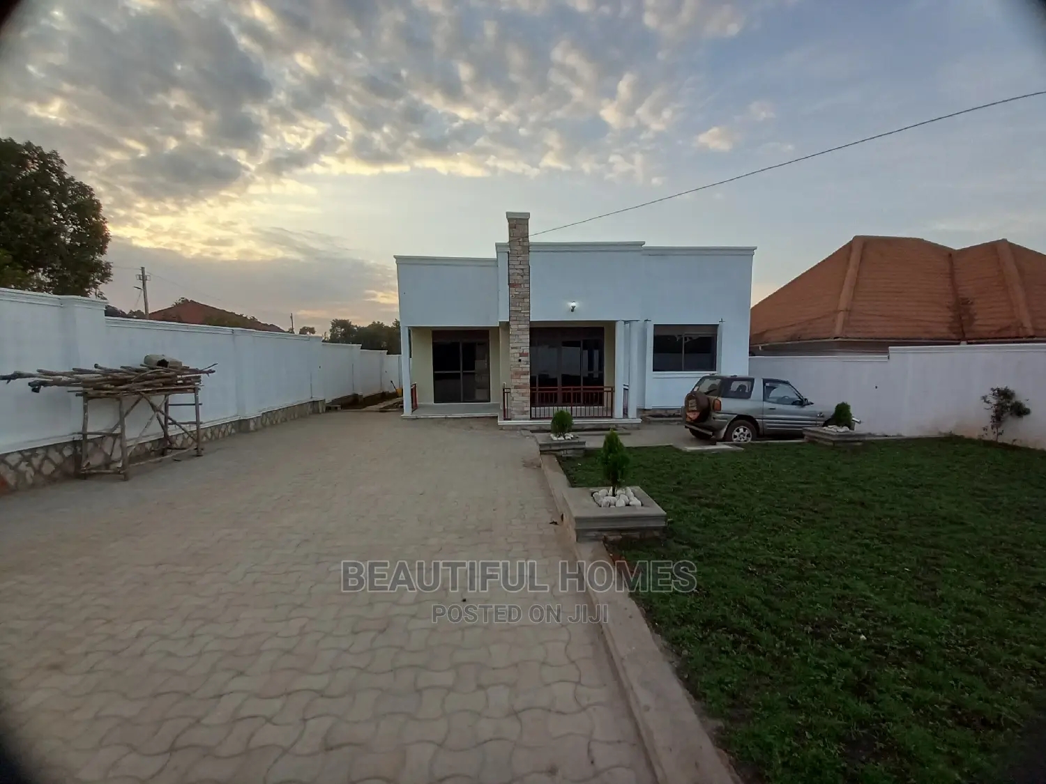 Furnished 4bdrm Bungalow in Kira Classic for Sale in Kira