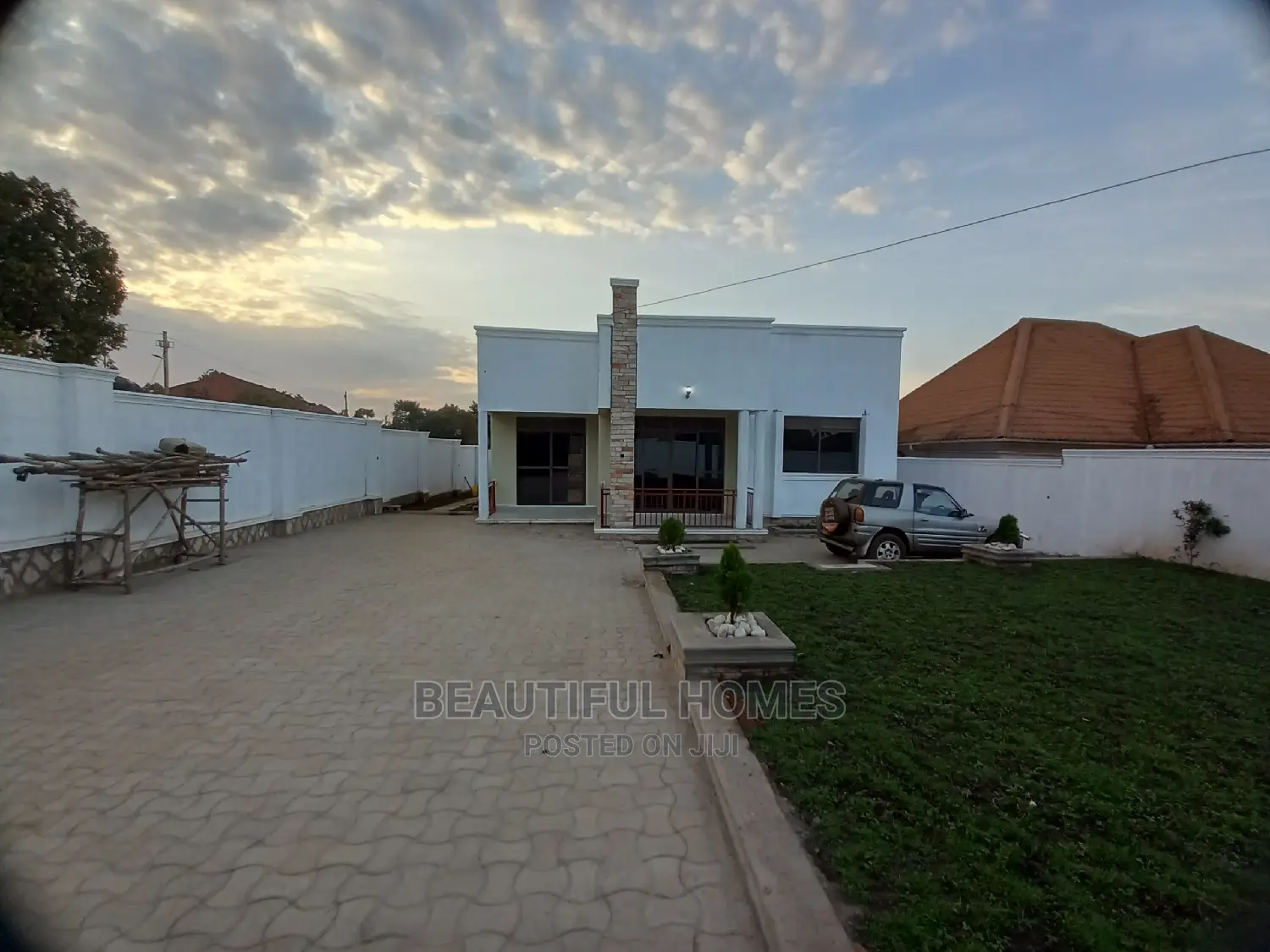 Furnished 4bdrm Bungalow in Kira Classic for Sale in Kira
