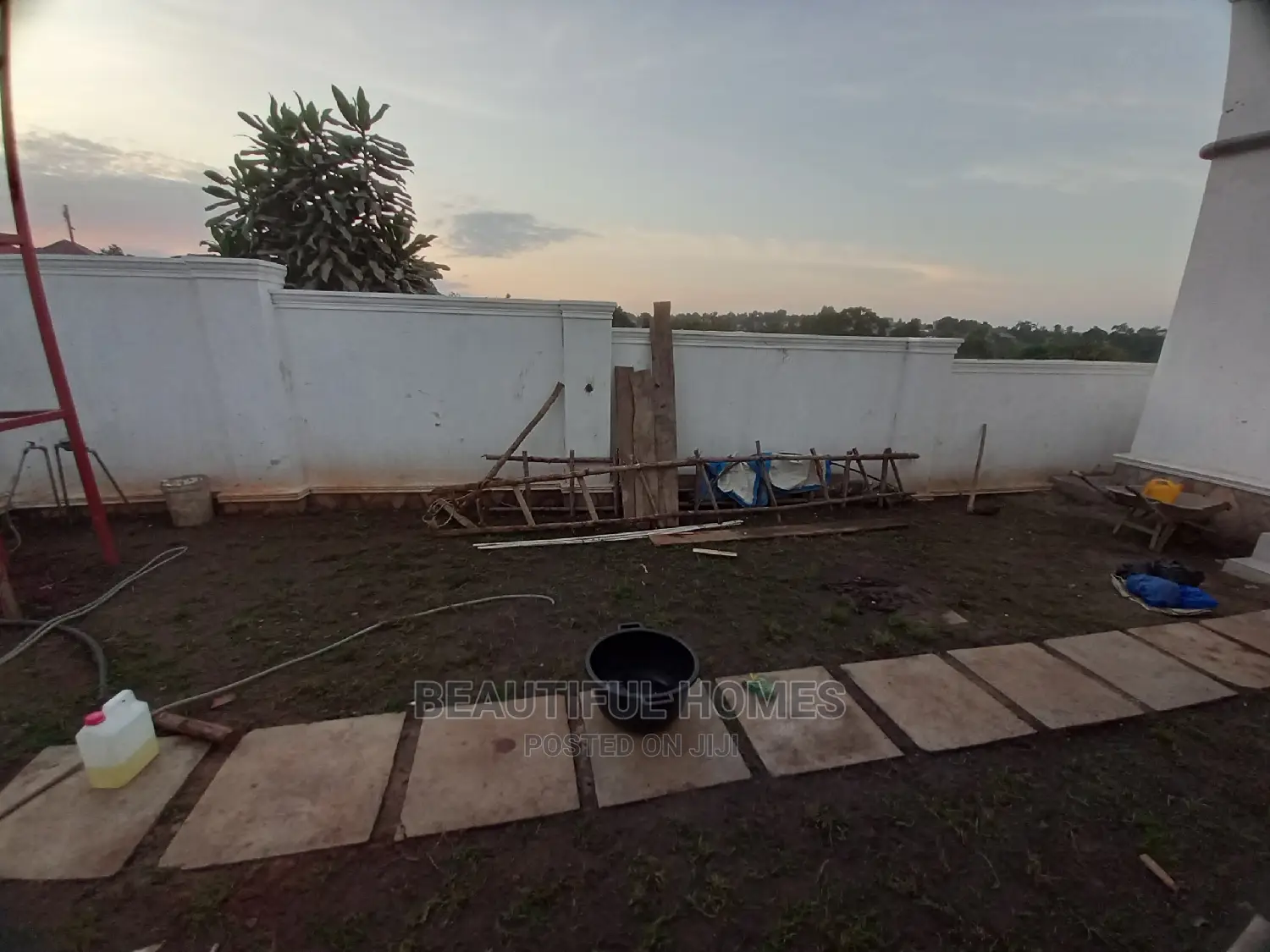 Furnished 4bdrm House in Kira for Sale in Kira