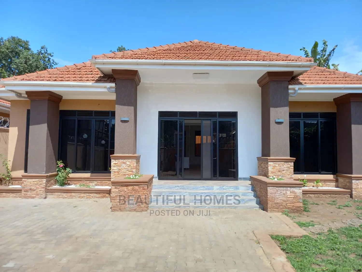 Furnished 4bdrm Bungalow in Kisaasi, Central Division for Sale in Central Division
