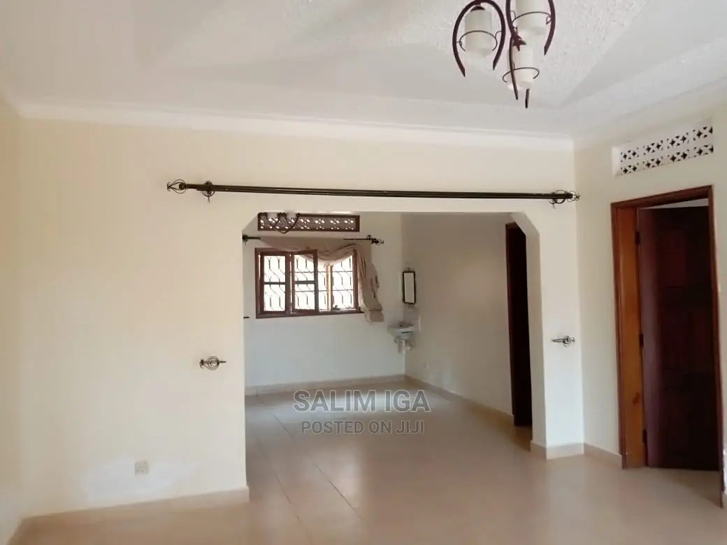 5bdrm Bungalow in Kololo Property, Wakiso / Wakiso for Rent in Wakiso / Wakiso
