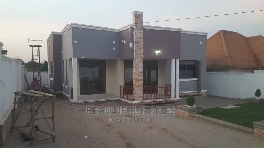 Furnished 4bdrm House in Kira for Sale in Kira