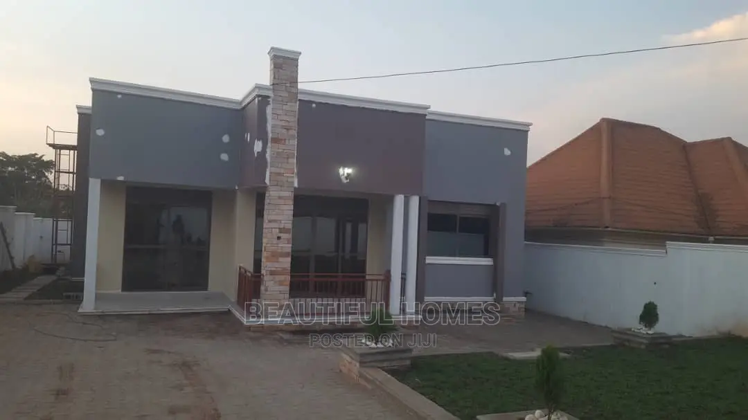 Furnished 4bdrm House in Kira for Sale in Kira