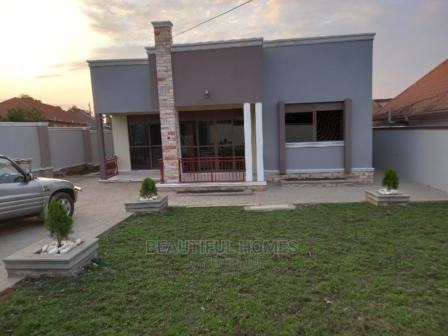 Furnished 4bdrm Bungalow in Kira for Sale in Kira