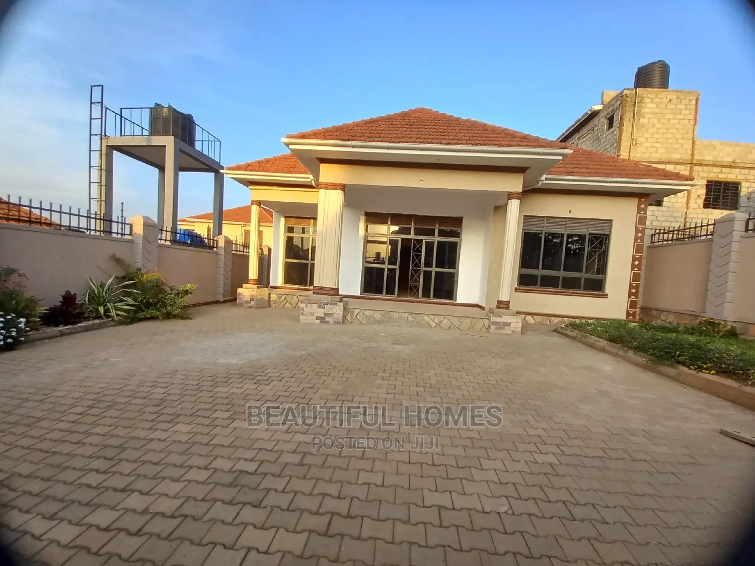 Furnished 4bdrm House in Kira for Sale in Kira