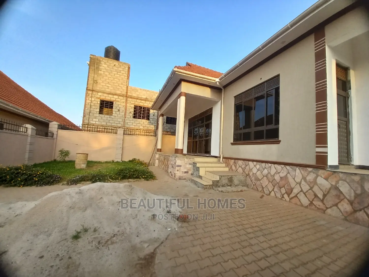 Furnished 4bdrm House in Kira for Sale in Kira