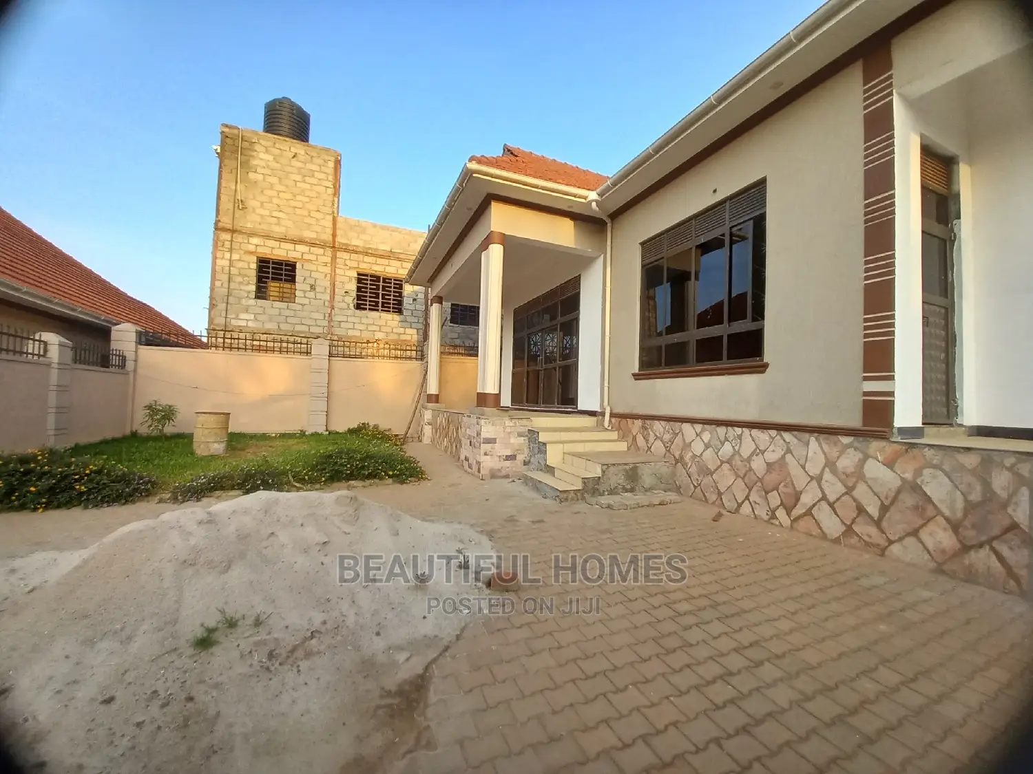 Furnished 4bdrm House in Kira for Sale in Kira