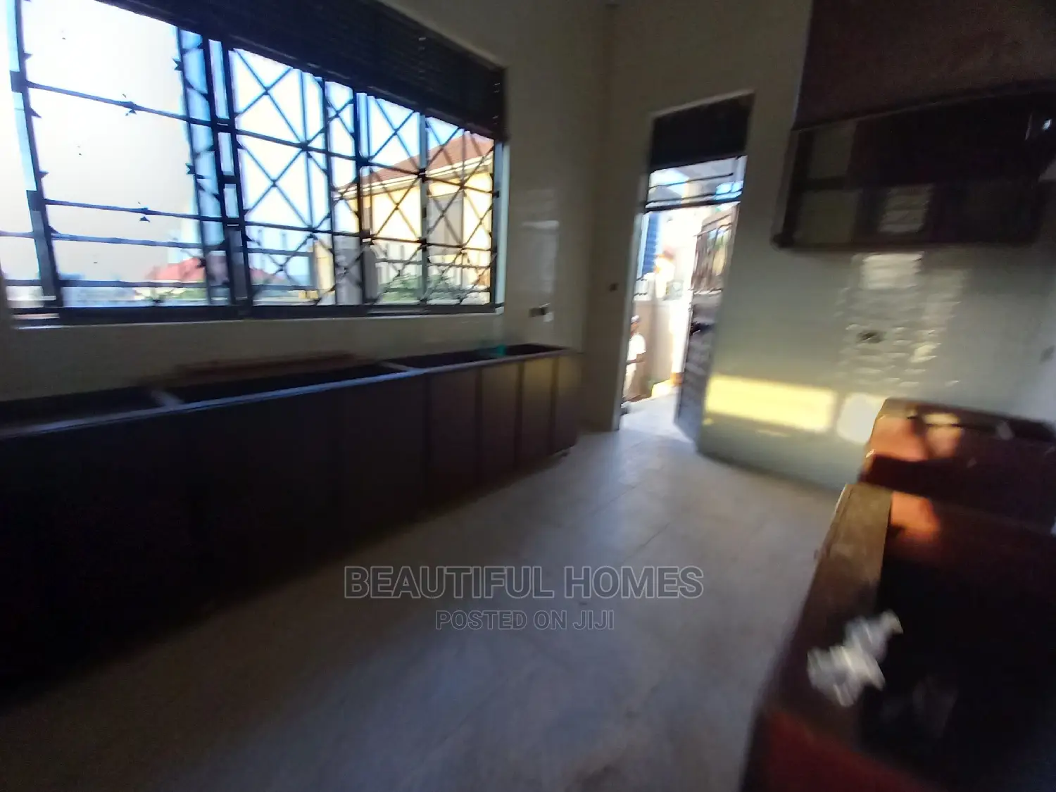 Furnished 4bdrm House in Kira for Sale in Kira