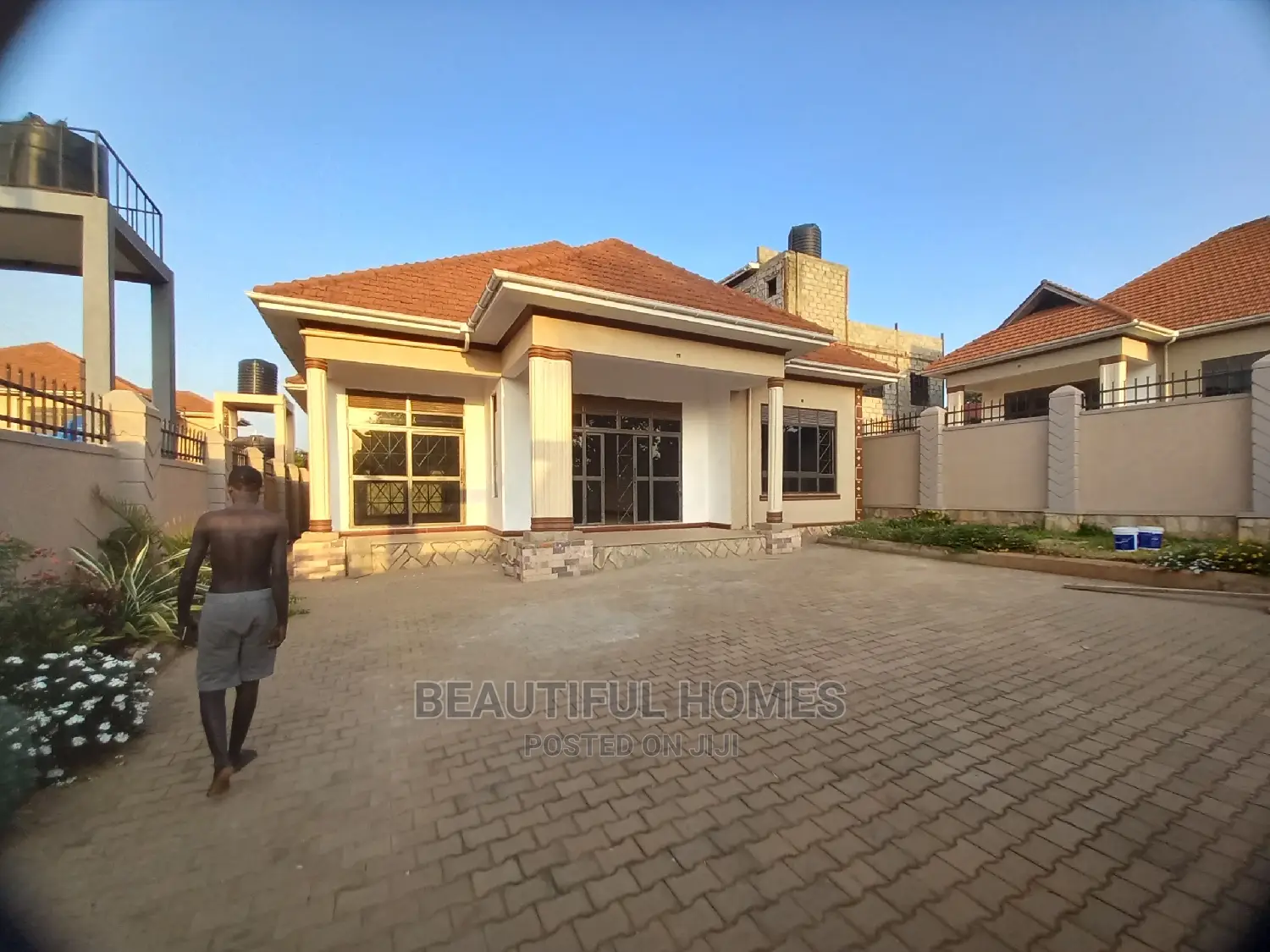 Furnished 4bdrm House in Kira Organised for Sale in Kira