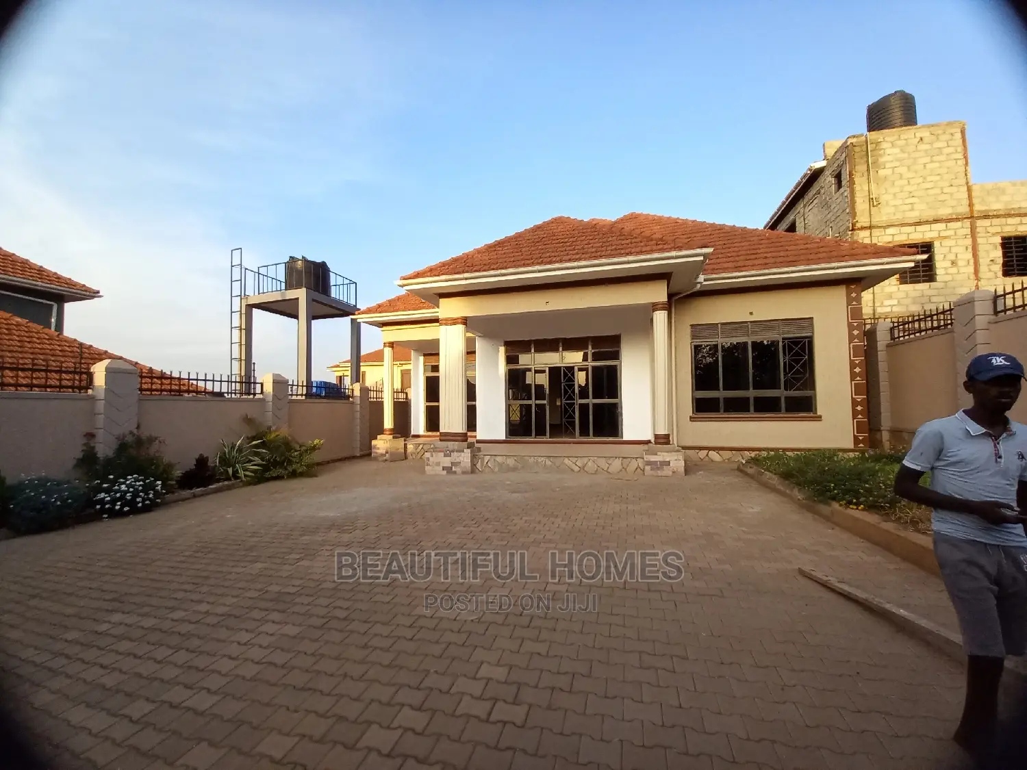 Furnished 4bdrm Maisonette in Kira for Sale in Kira