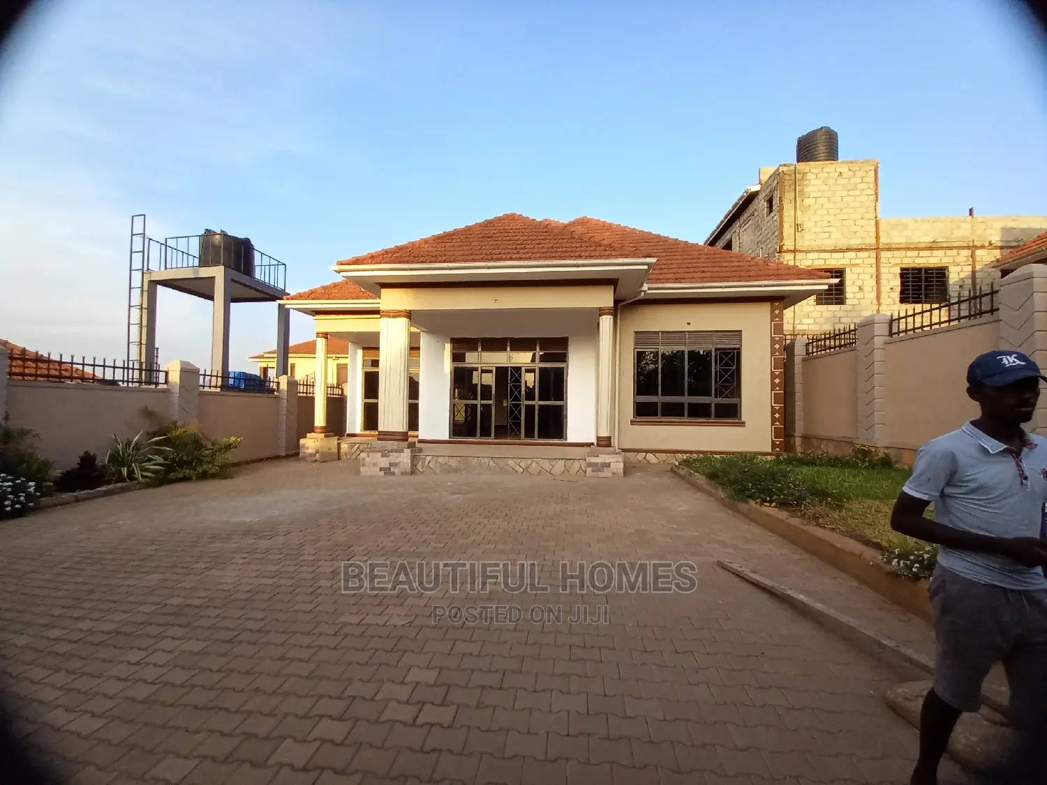 Furnished 4bdrm Maisonette in Kira for Sale in Kira