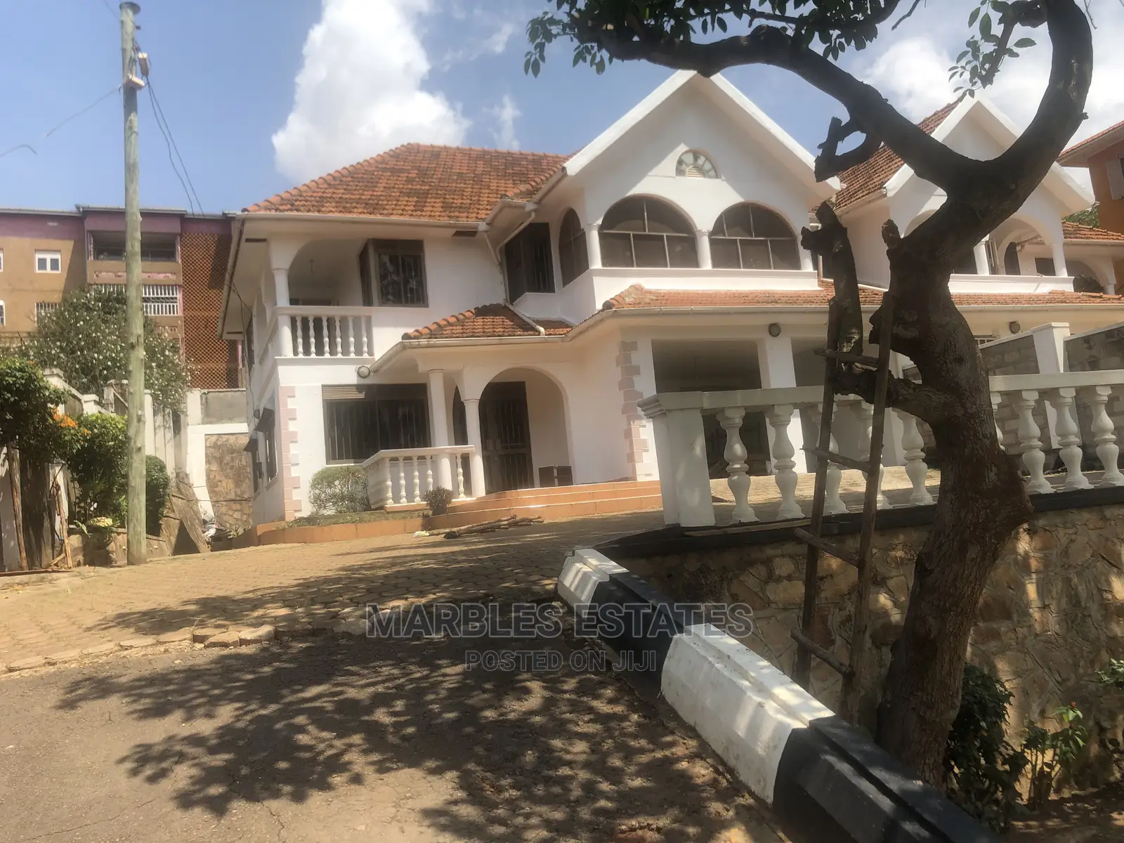 4bdrm Duplex in Bugolobi, Central Division for Rent in Central Division