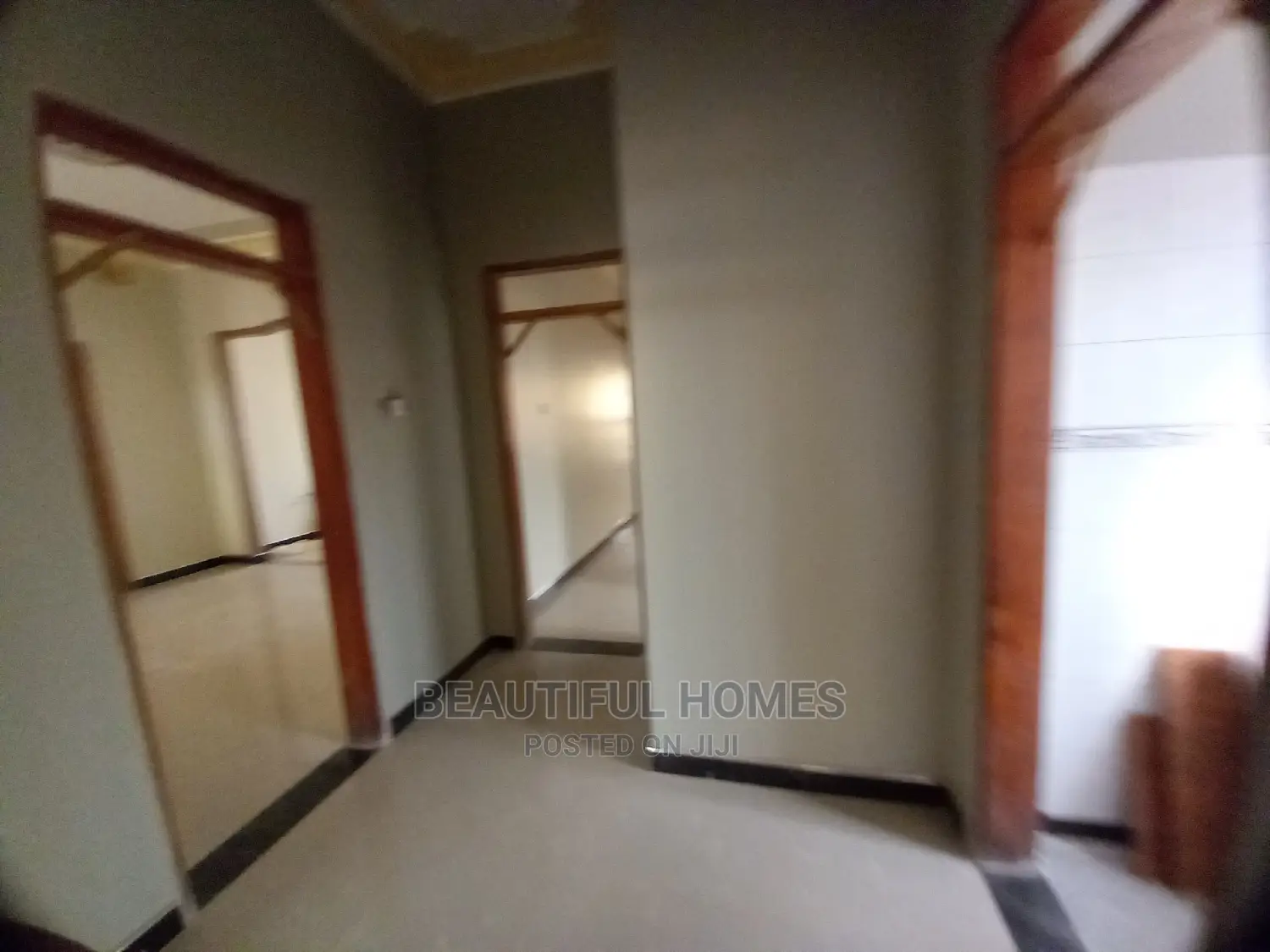 Furnished 4bdrm Bungalow in Kira Posh for Sale in Kira