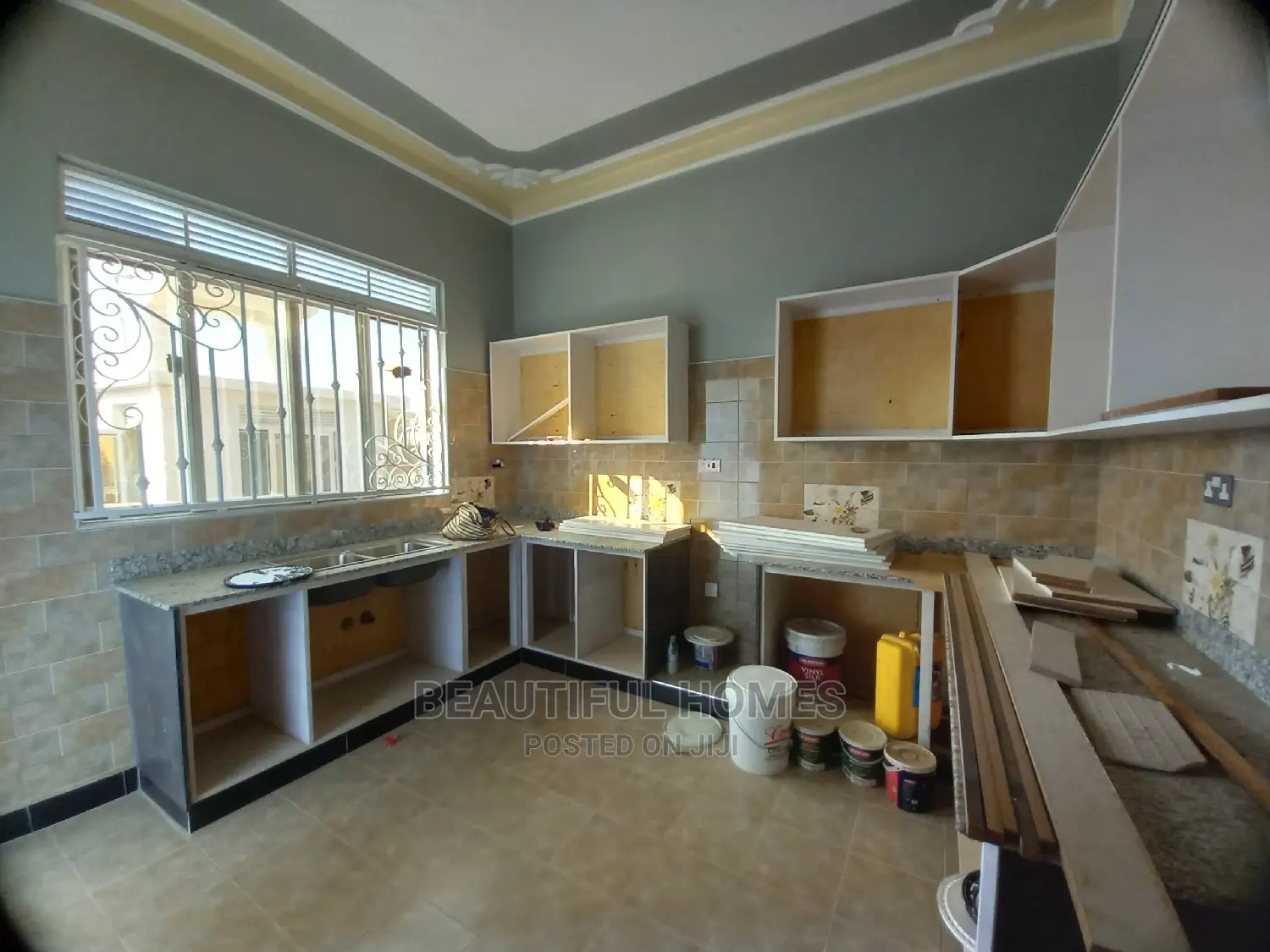 Furnished 4bdrm Maisonette in Kira for Sale in Kira