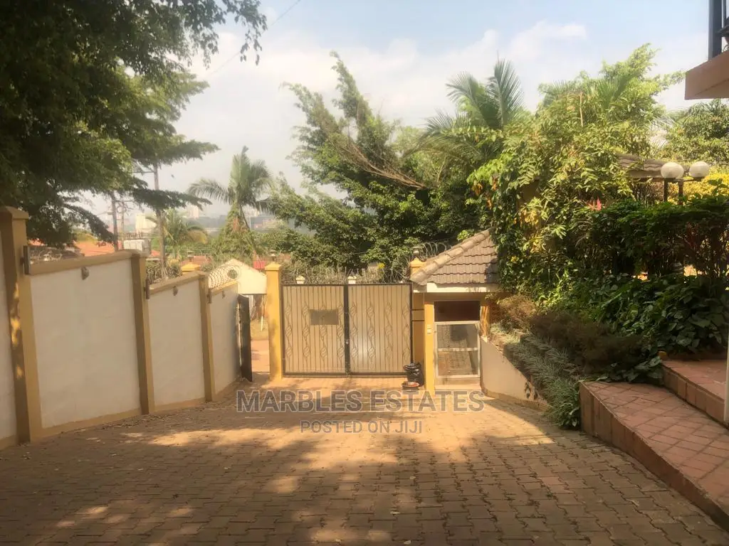 5bdrm Bungalow in Kololo, Central Division for Rent in Central Division