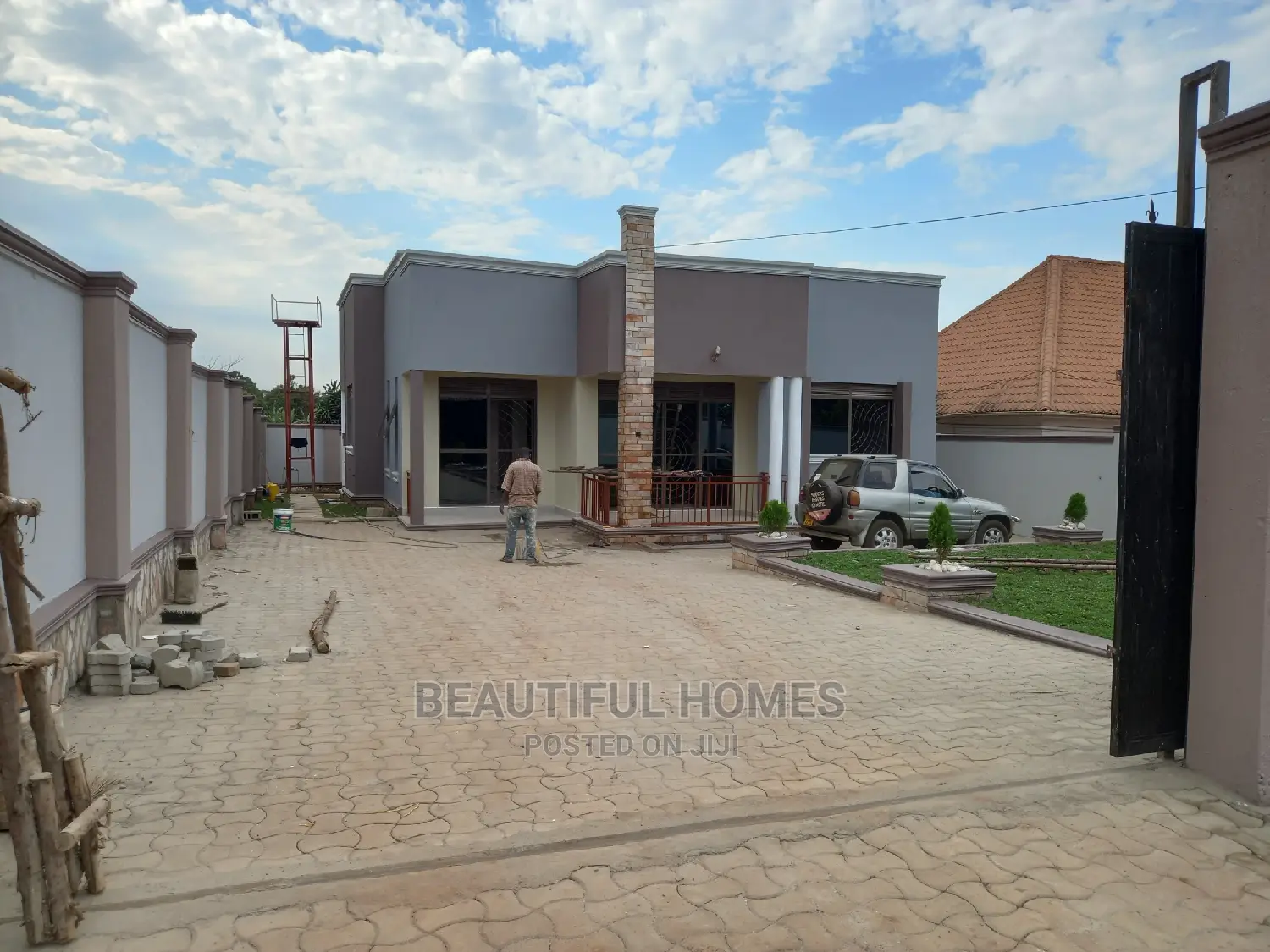 Furnished 4bdrm Bungalow in Kira for Sale in Kira