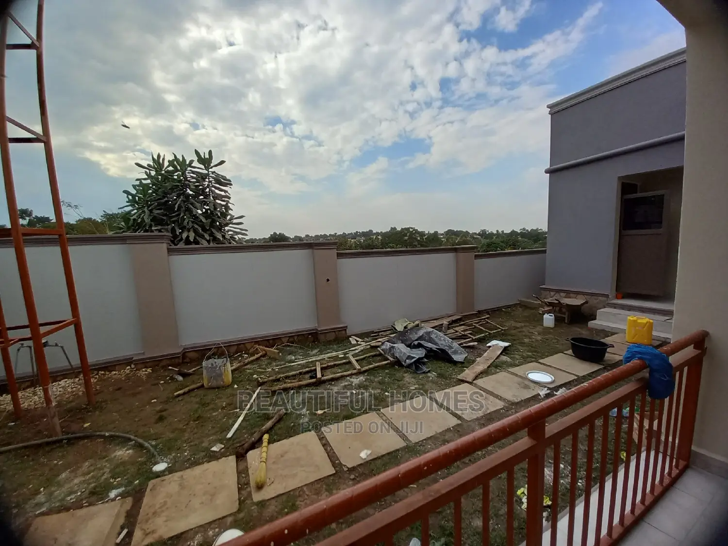 Furnished 4bdrm Bungalow in Kira for Sale in Kira
