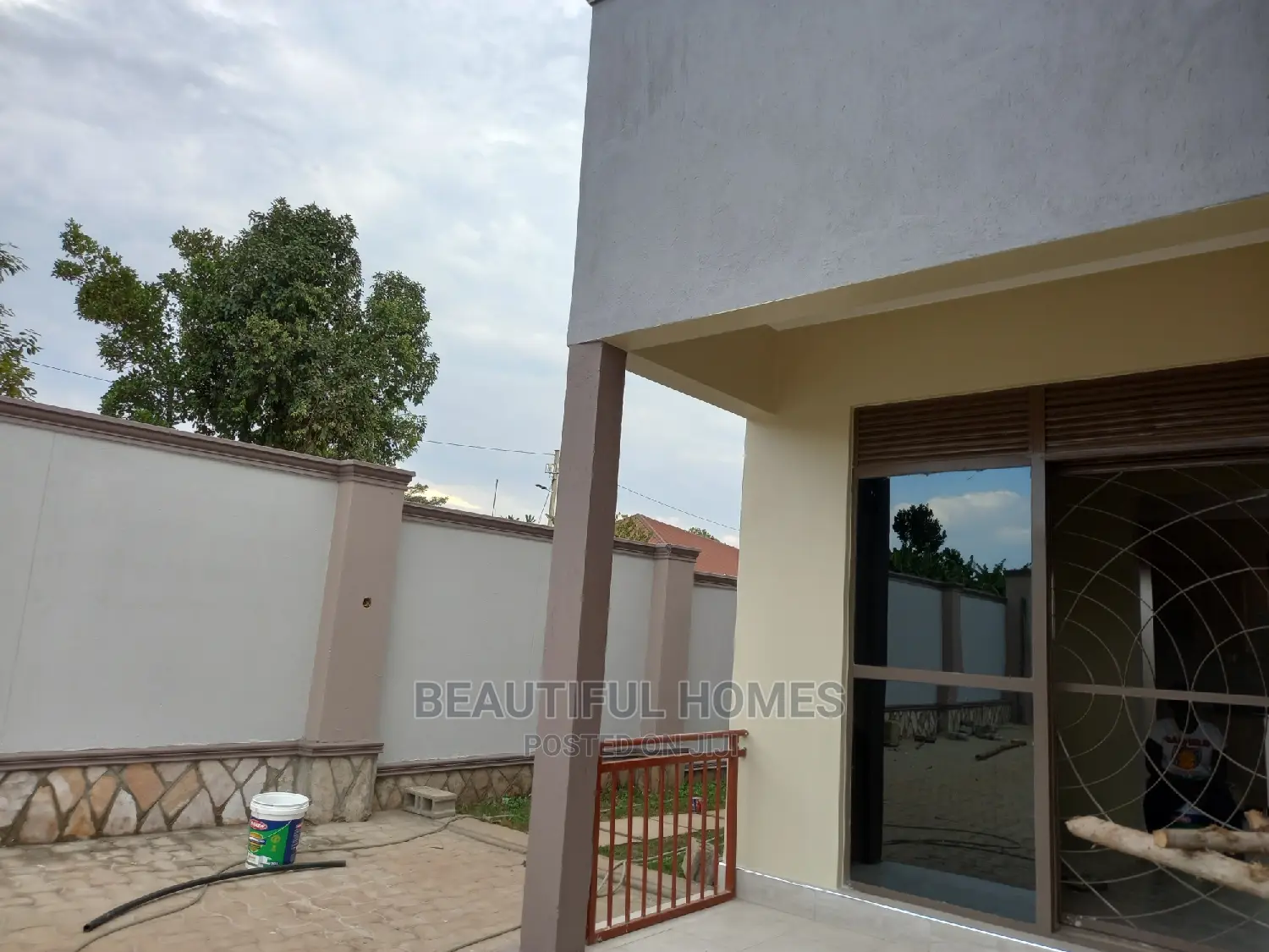 Furnished 4bdrm House in Kira for Sale in Kira