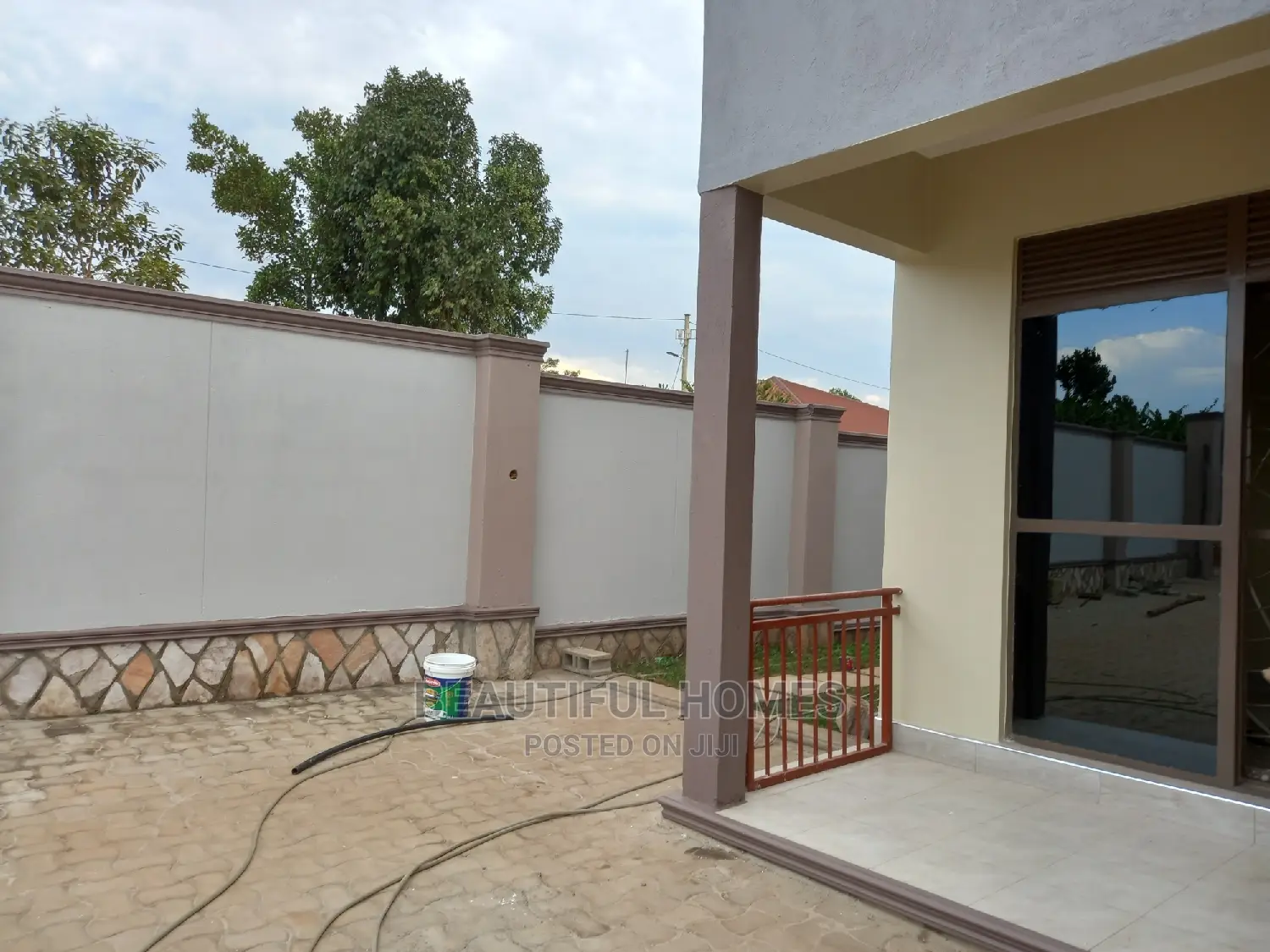 Furnished 4bdrm House in Kira for Sale in Kira