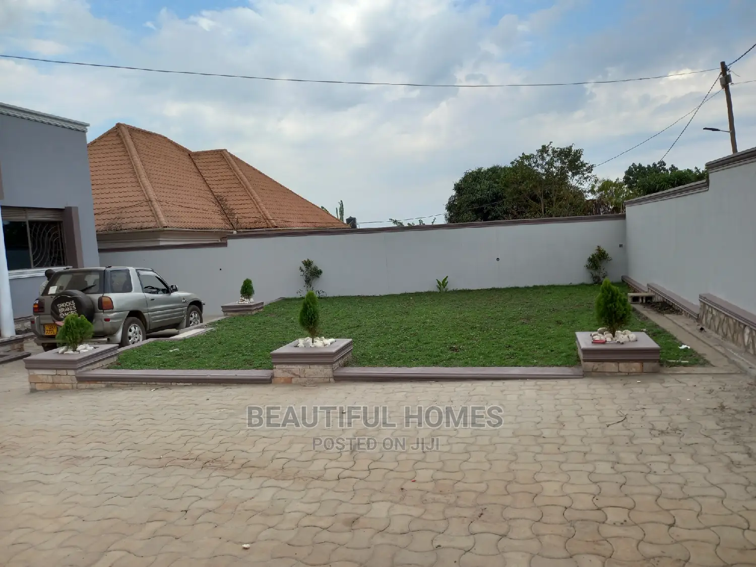 Furnished 4bdrm House in Kira for Sale in Kira