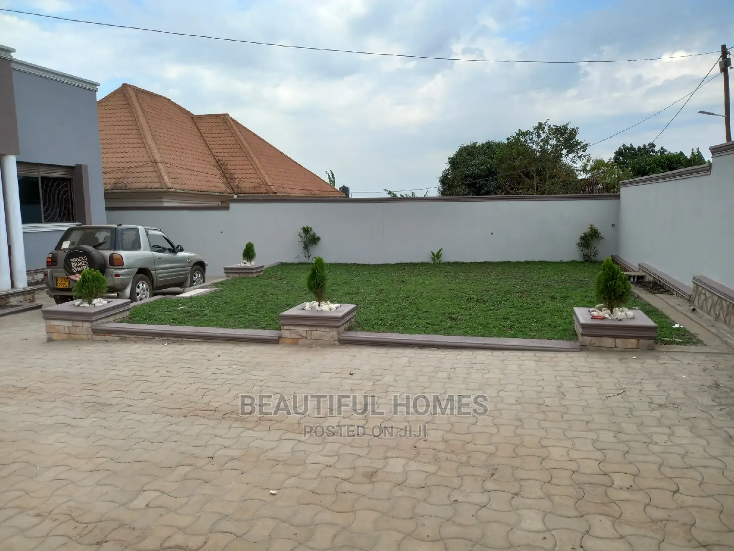 Furnished 4bdrm House in Kira for Sale in Kira
