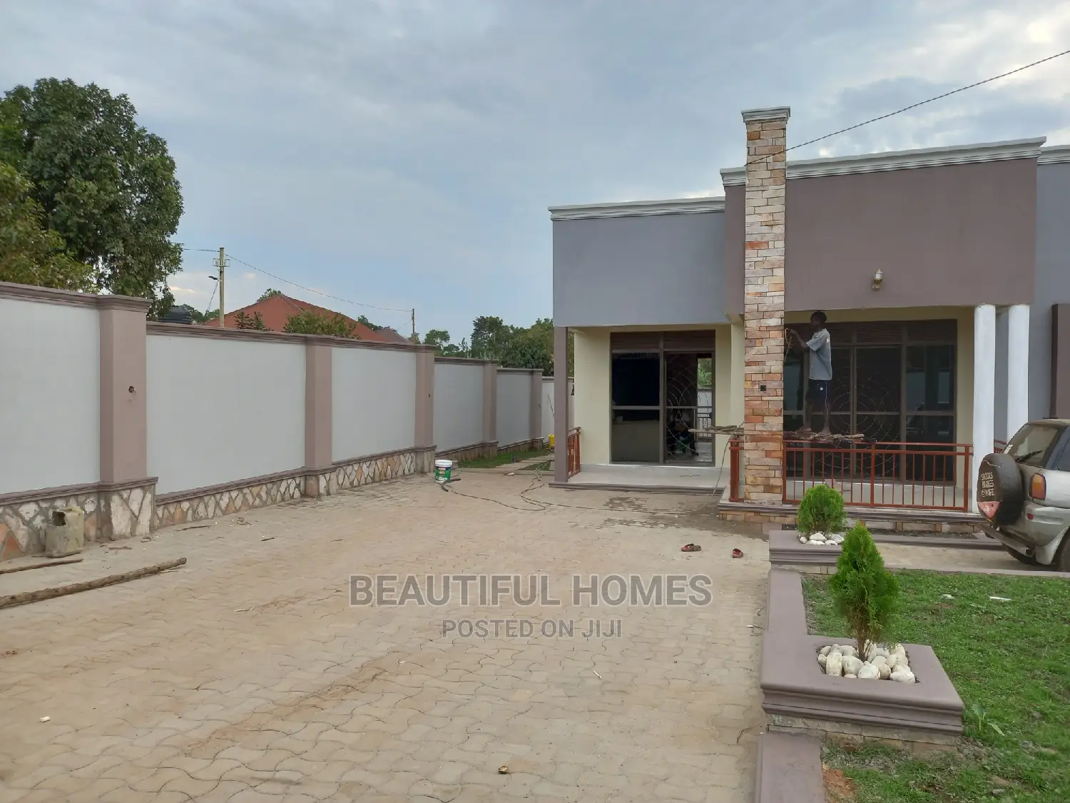 Furnished 4bdrm House in Kira for Sale in Kira