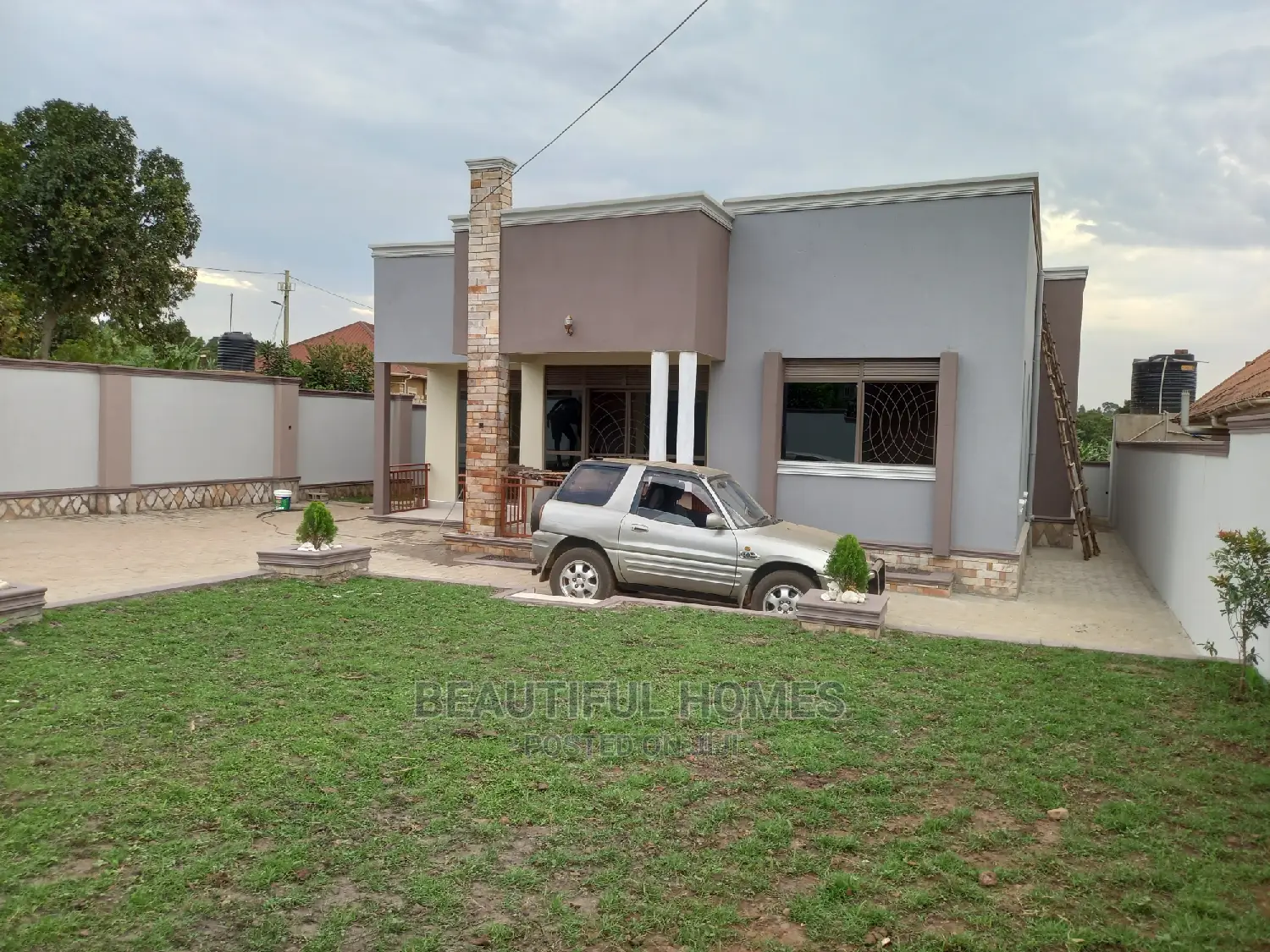 Furnished 4bdrm House in Kira for Sale in Kira