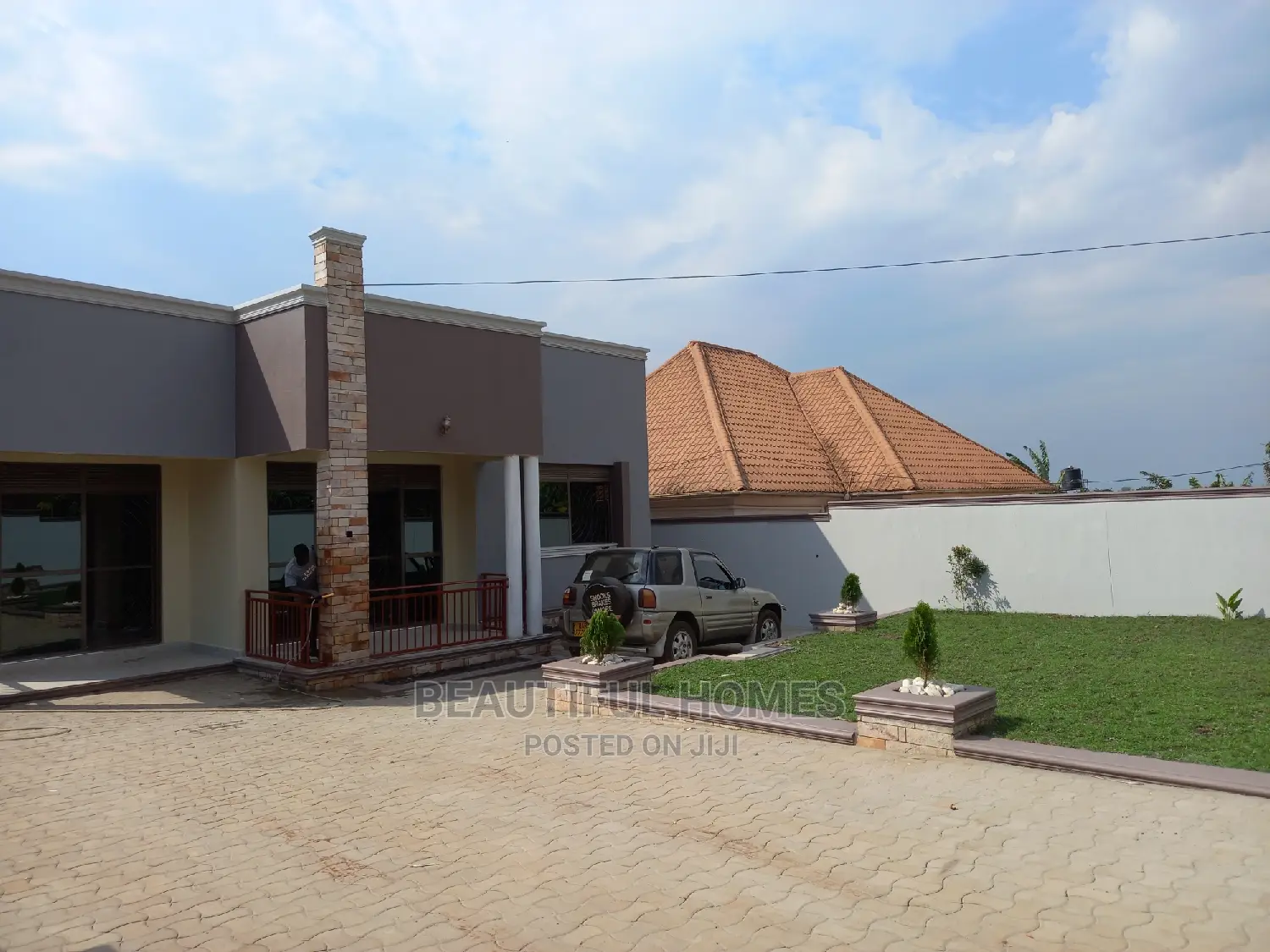 Furnished 4bdrm House in Kira for Sale in Kira