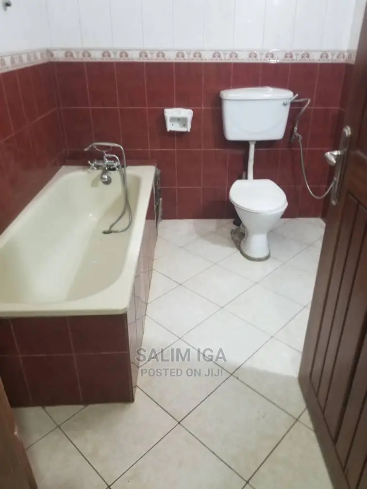 4bdrm Bungalow in Kololo Property, Central Division for Rent in Central Division