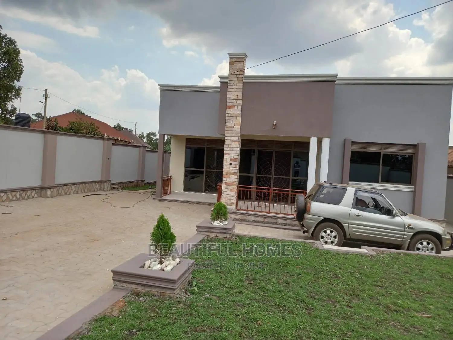 Furnished 4bdrm House in Kira for Sale in Kira