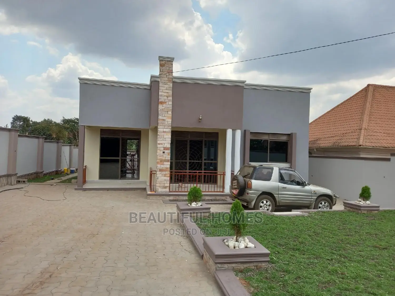 Furnished 4bdrm House in Kira for Sale in Kira