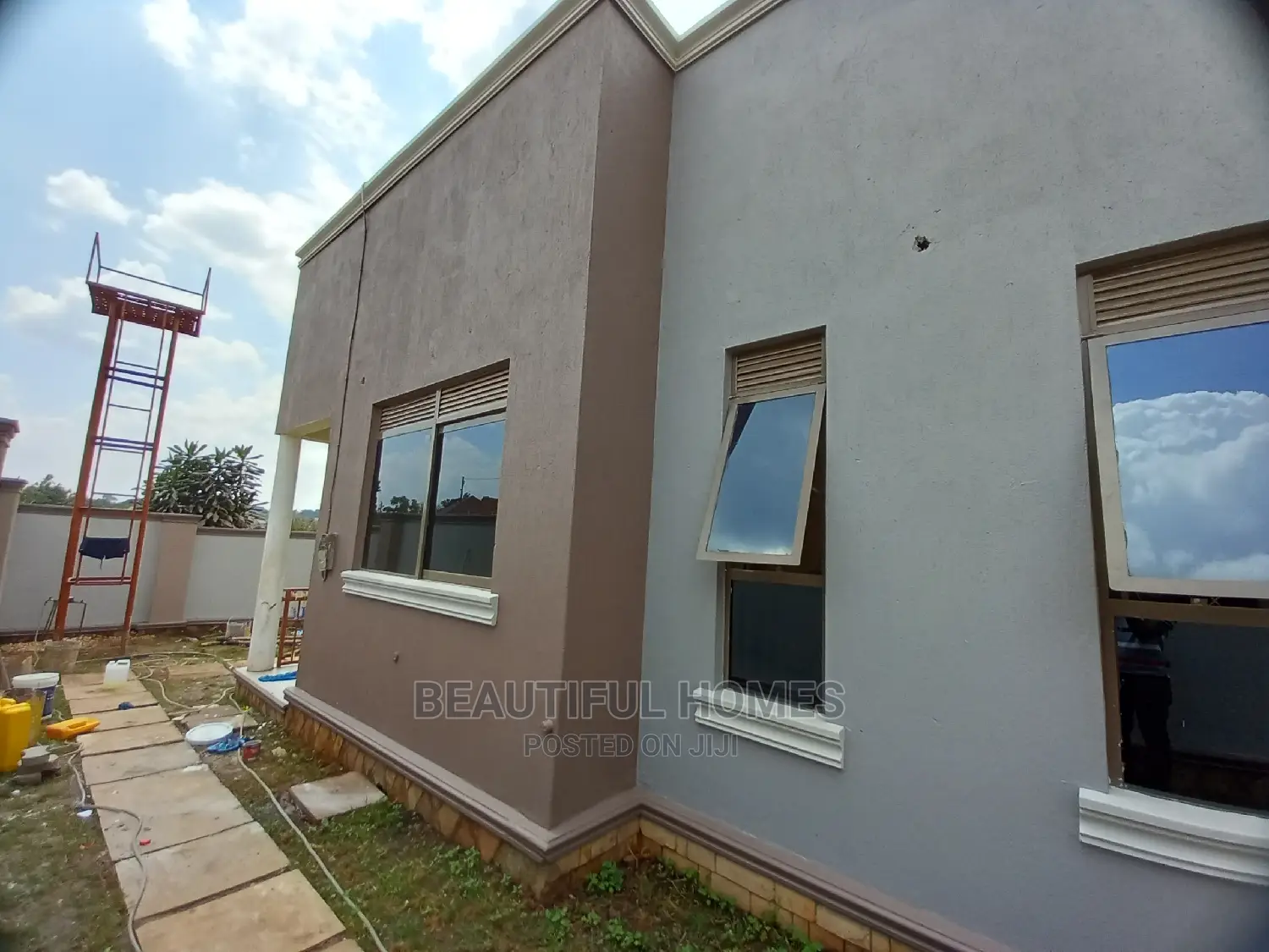 Furnished 4bdrm House in Kira for Sale in Kira