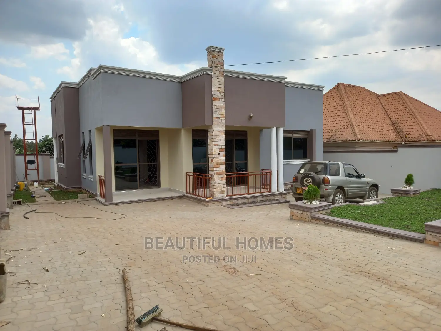 Furnished 4bdrm Bungalow in Kira for Sale in Kira