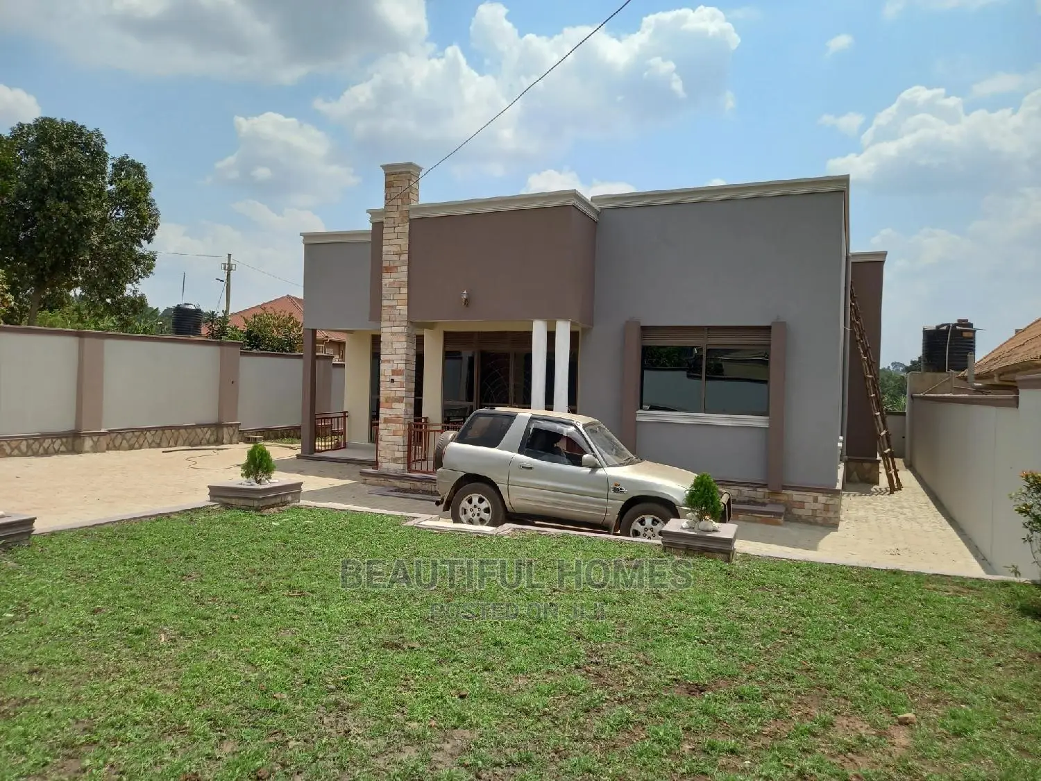 Furnished 4bdrm Bungalow in Kira for Sale in Kira
