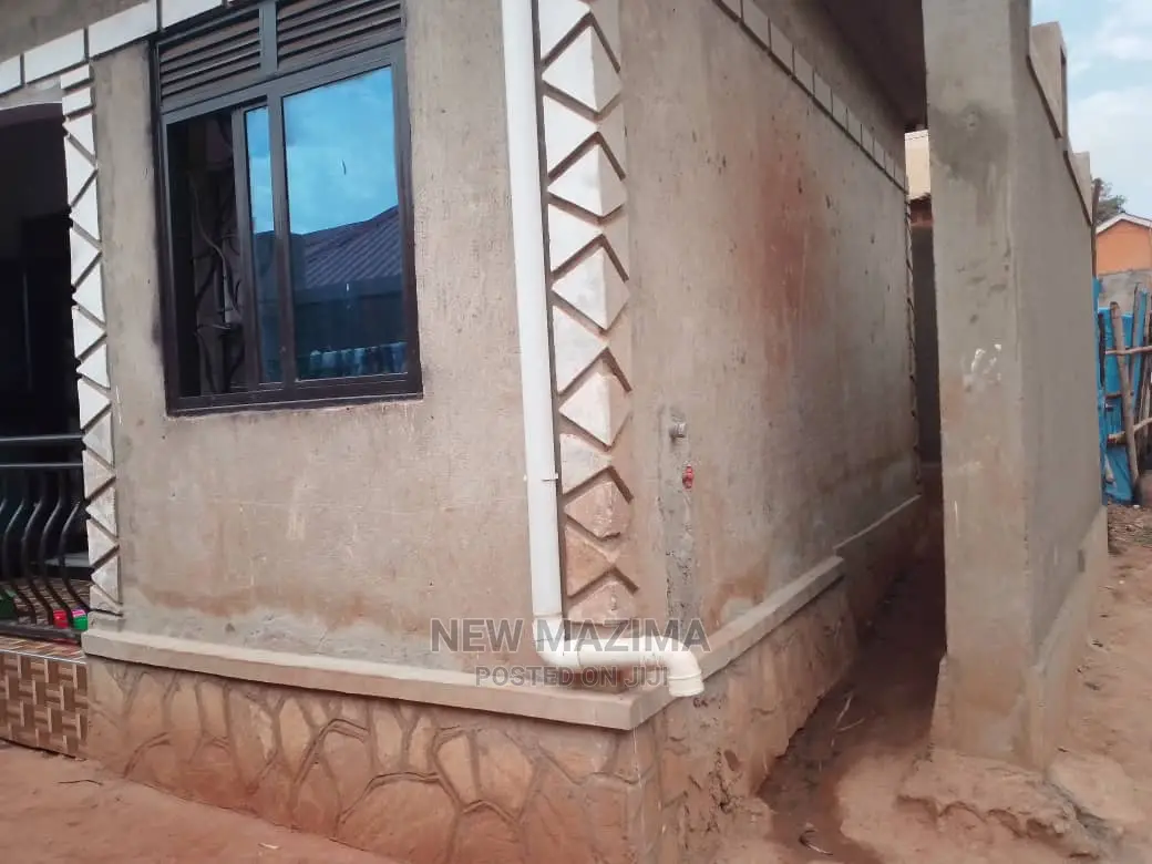 2bdrm House in Salaama Munyonyo, Division B for Sale in Division B