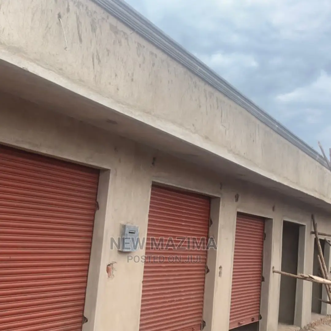 Newly Constructed Busy Shops on Quicksale in Katwe Tarmac Rd in Division A
