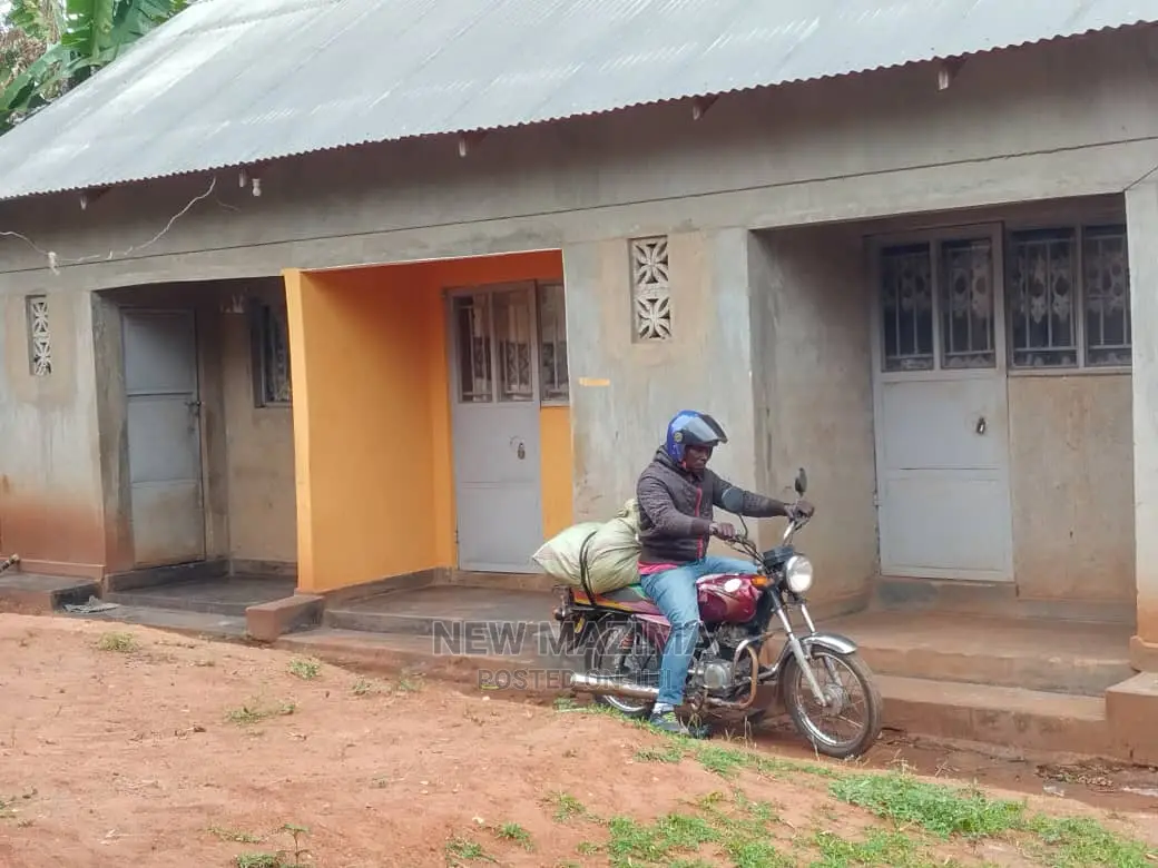 3bdrm House in Kawempe Kawanda, Division a for Sale in Division A