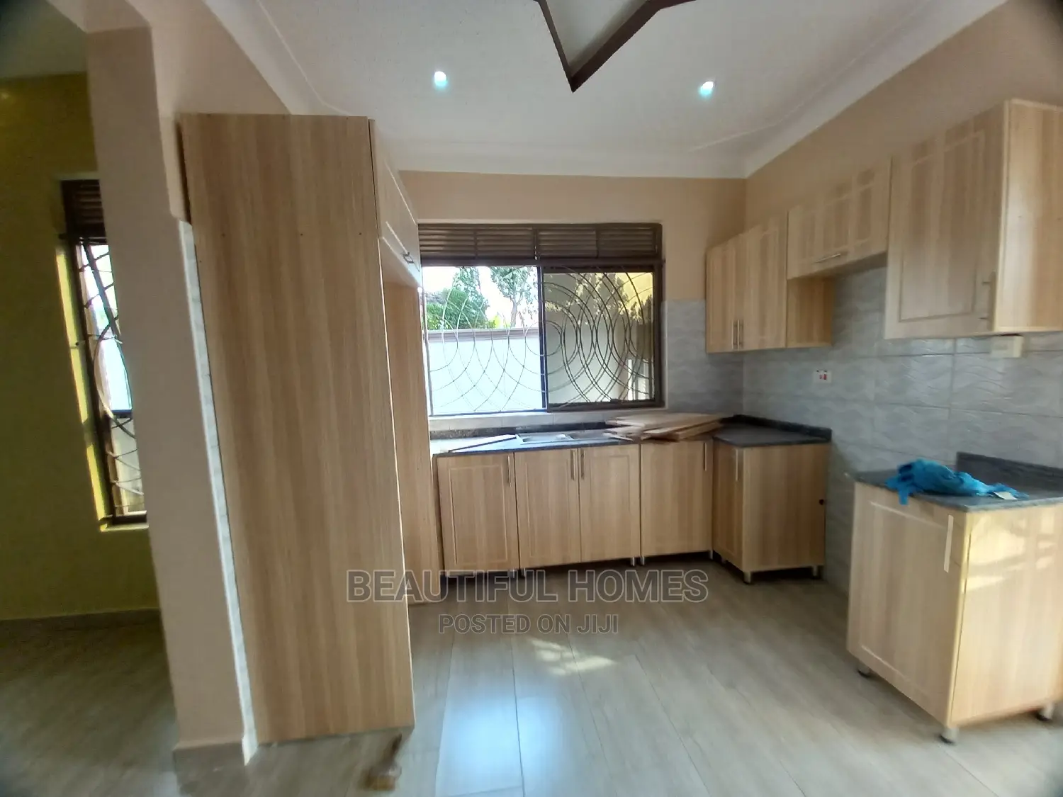 Furnished 4bdrm House in Kira, Central Division for Sale in Central Division