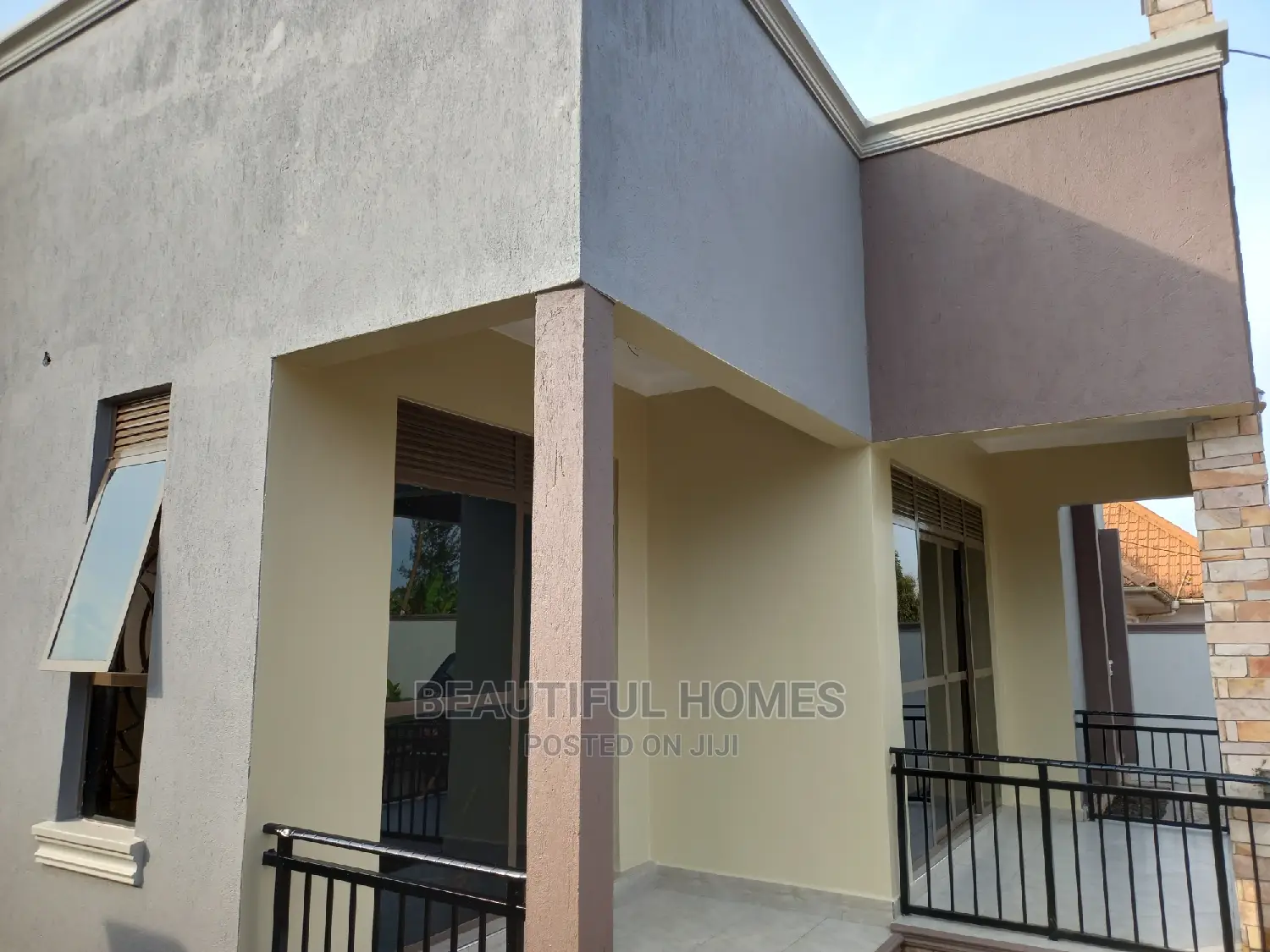 Furnished 4bdrm Bungalow in Kira for Sale in Kira