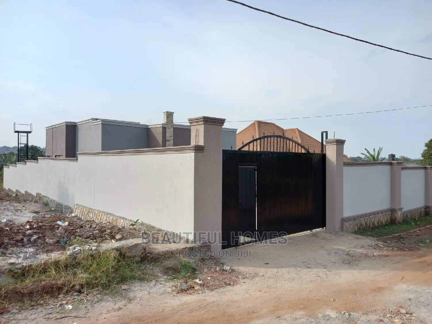 Furnished 4bdrm Bungalow in Kira for Sale in Kira
