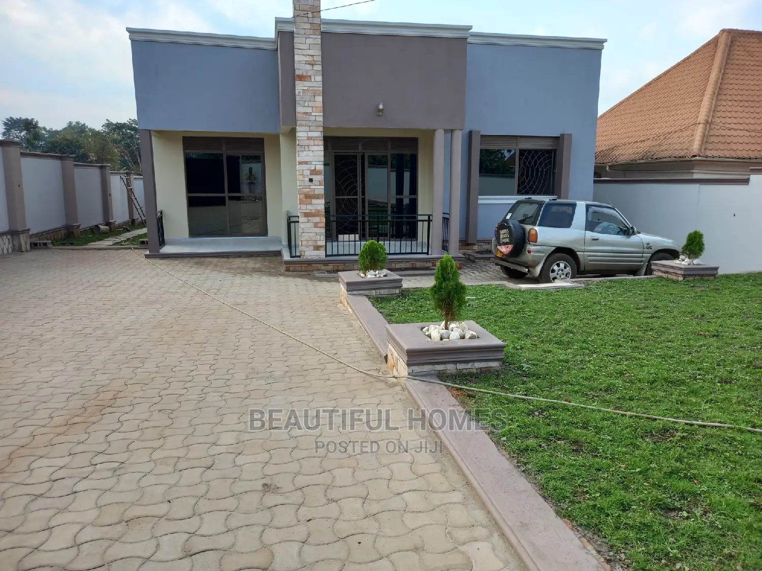 Furnished 4bdrm House in Kira for Sale in Kira