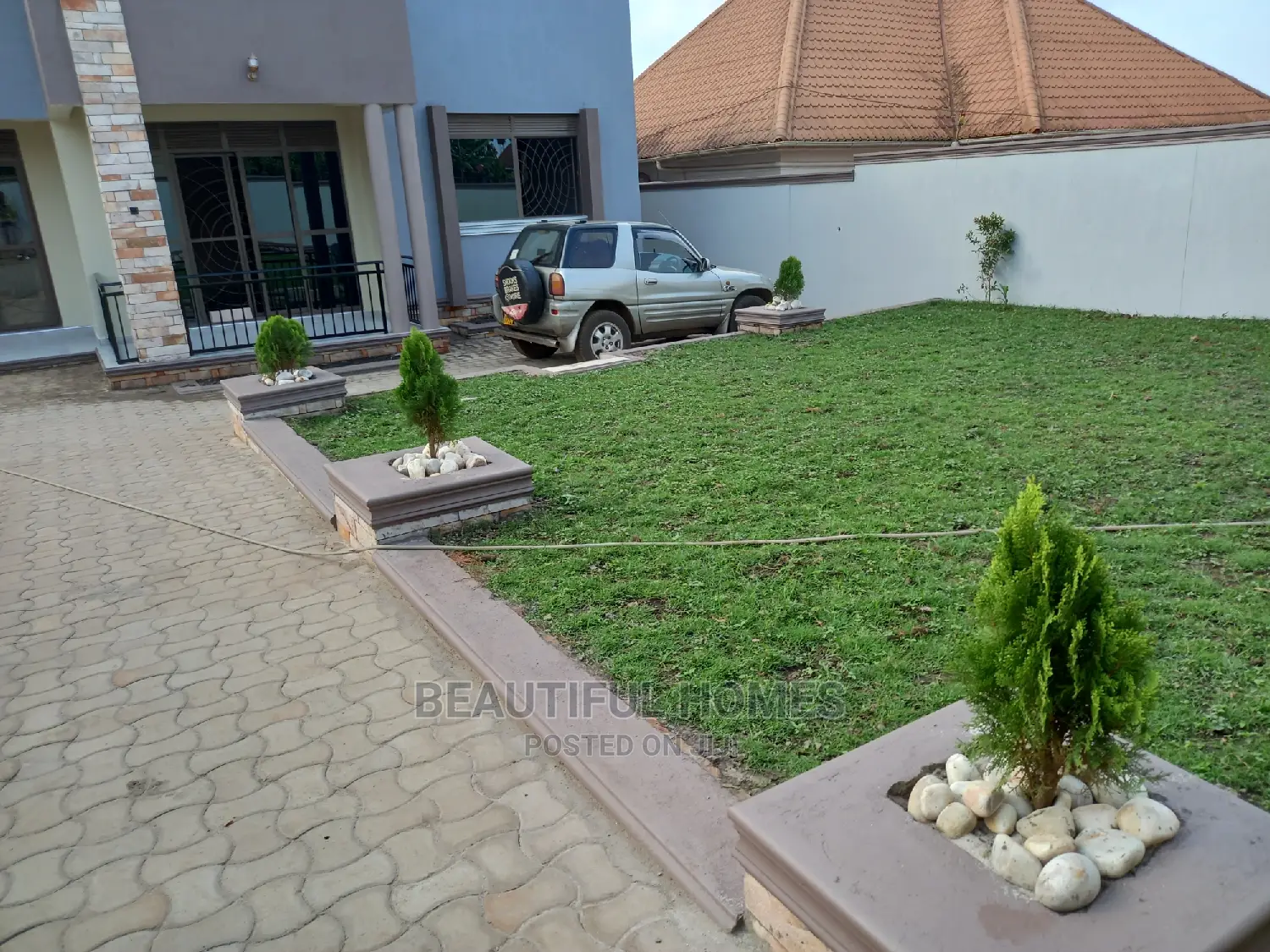 Furnished 4bdrm House in Kira for Sale in Kira