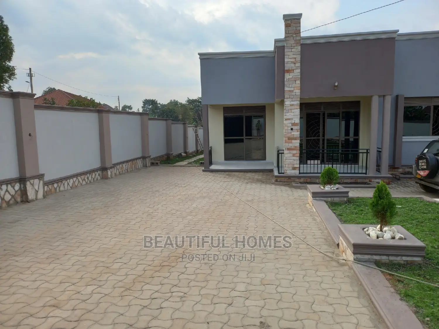 Furnished 4bdrm Maisonette in Kira for Sale in Kira