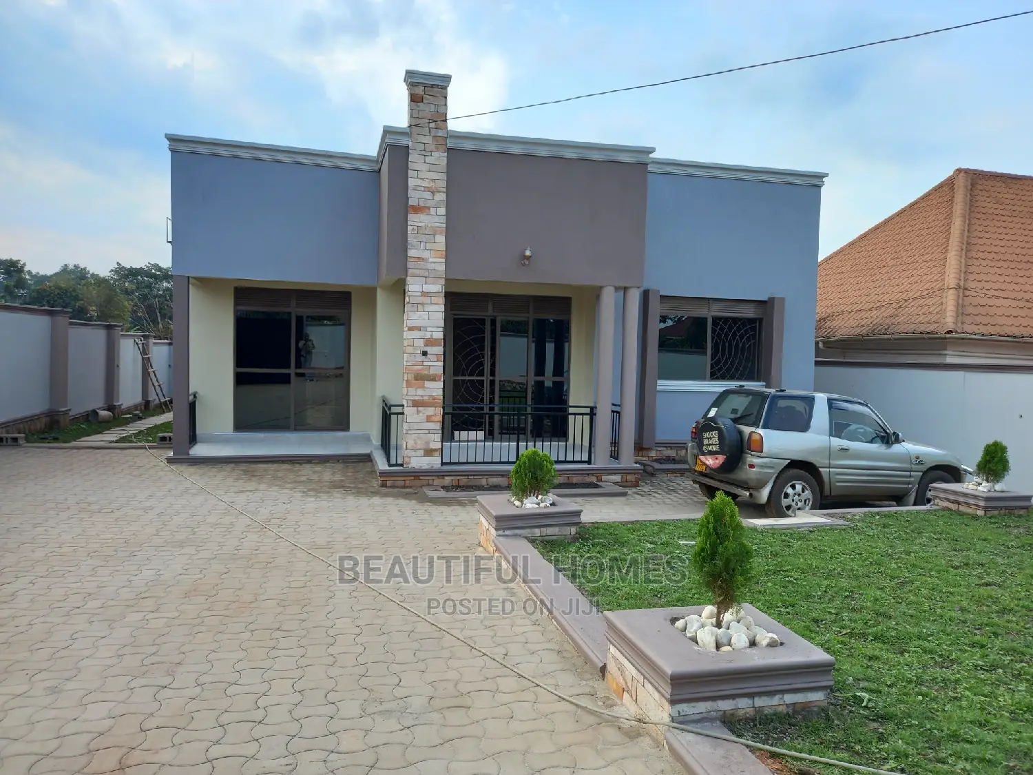 Furnished 4bdrm Maisonette in Kira for Sale in Kira