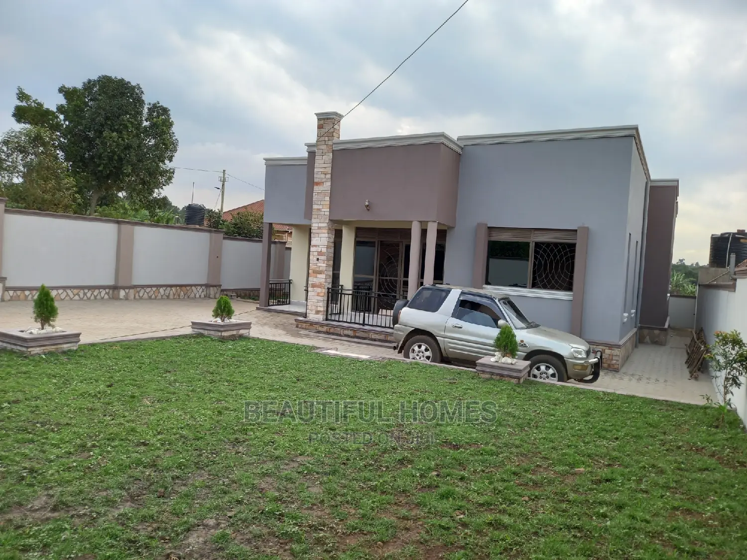 Furnished 4bdrm Bungalow in Kira for Sale in Kira
