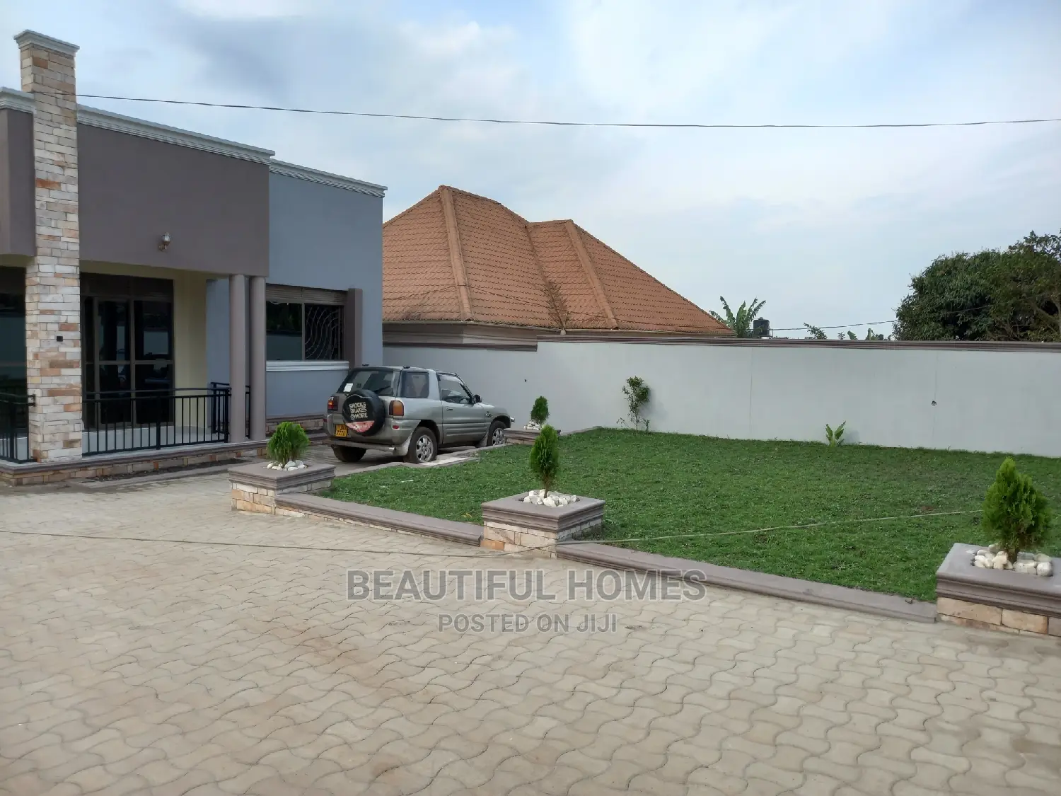 Furnished 4bdrm Bungalow in Kira for Sale in Kira