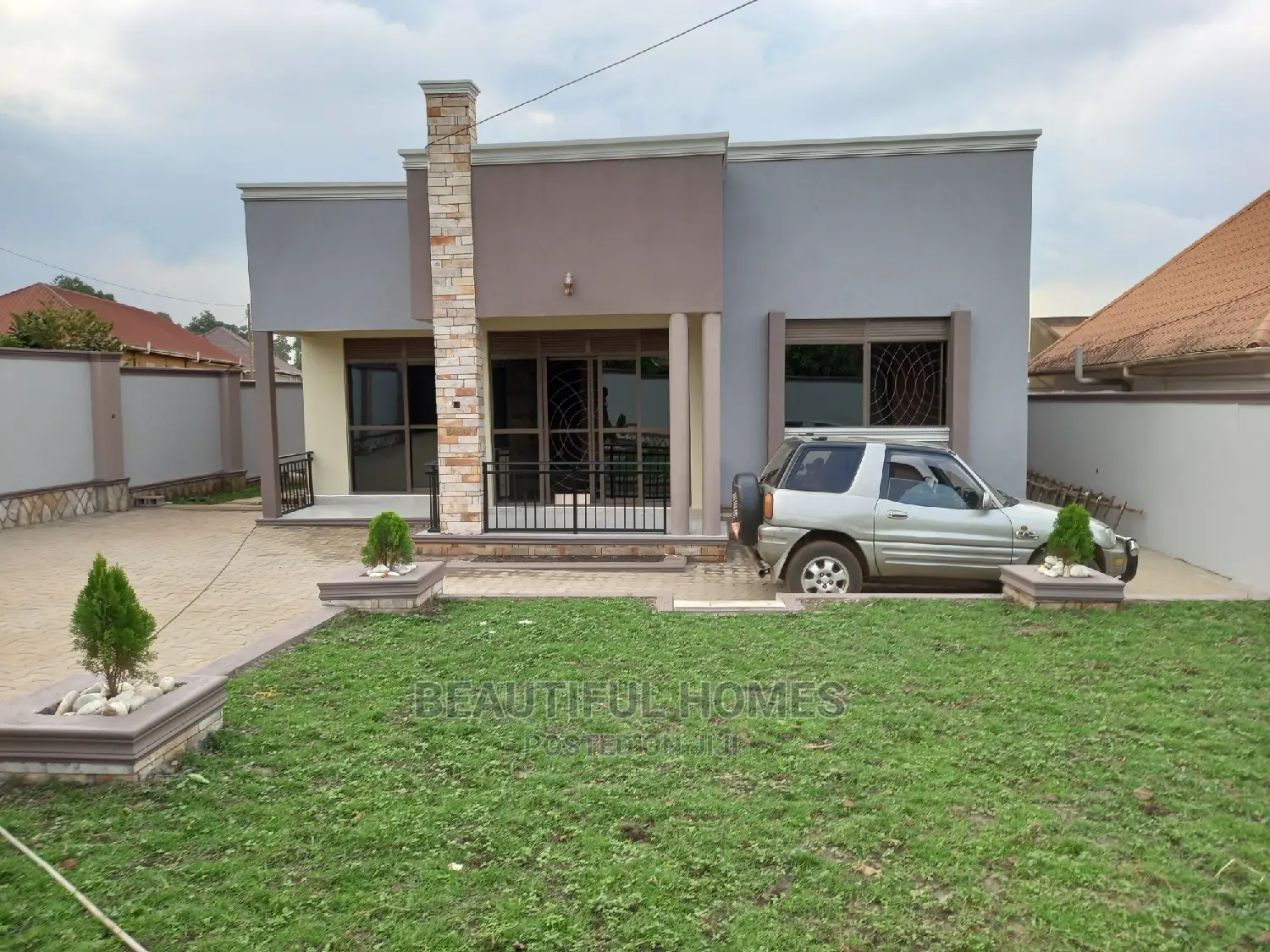 Furnished 4bdrm Bungalow in Kira for Sale in Kira