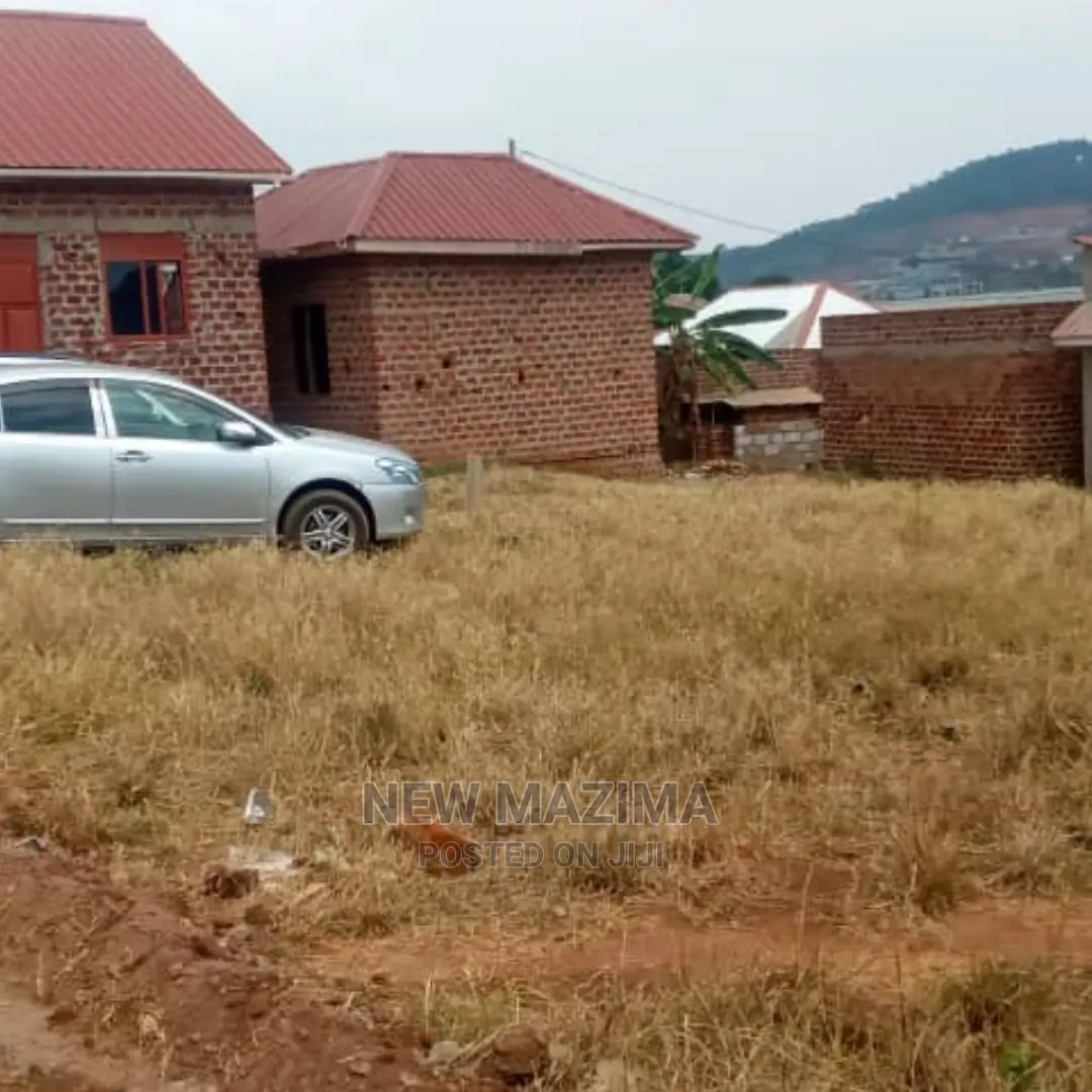 Very Nice and Affordable Plot on Quicksale After Munyonyo in Division A