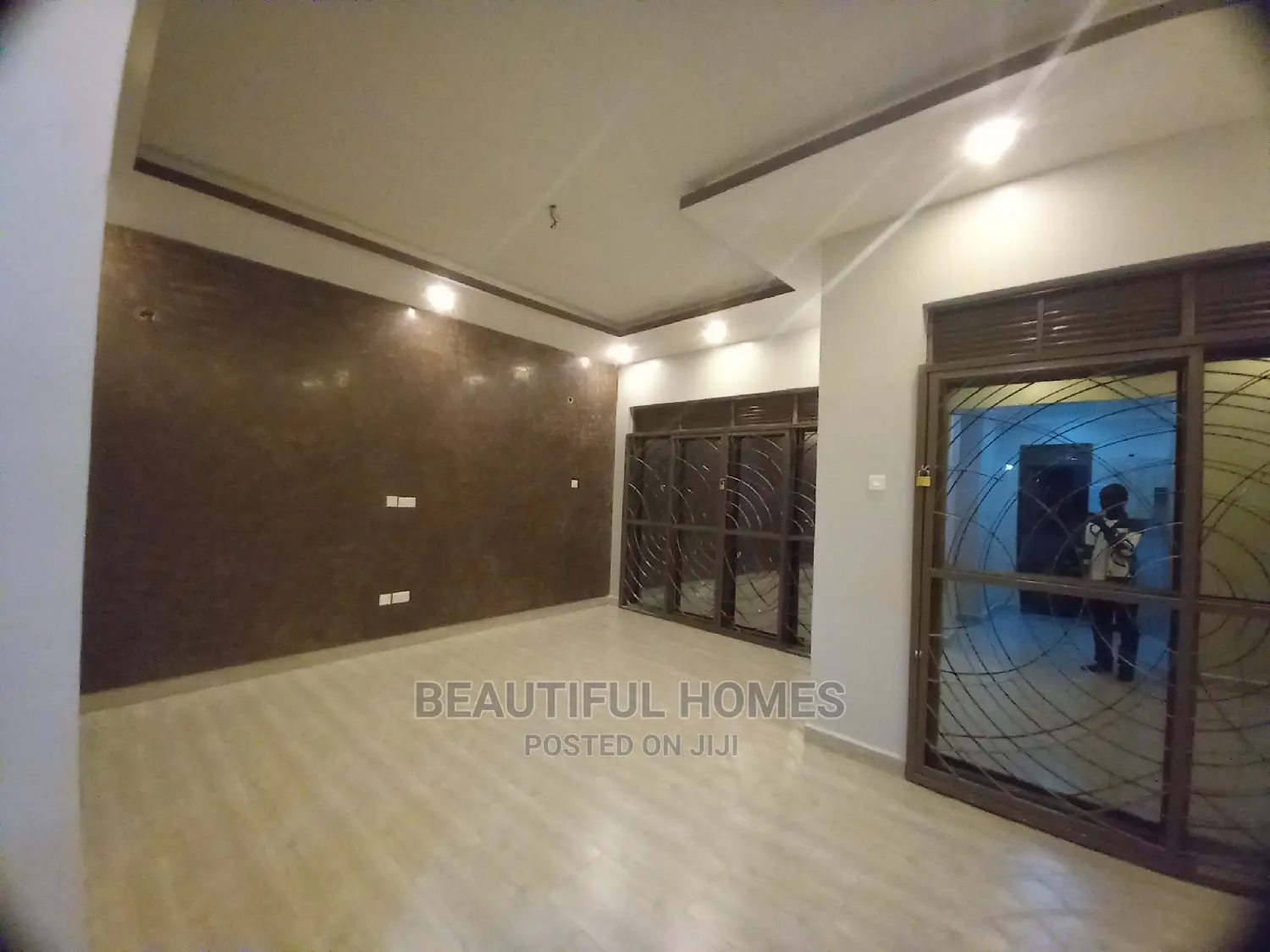 Furnished 4bdrm Bungalow in Kira for Sale in Kira