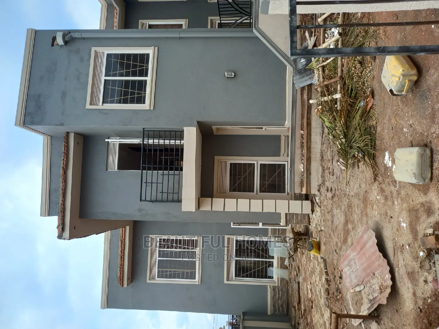Furnished 4bdrm Duplex in Kira Corporate for Sale in Kira